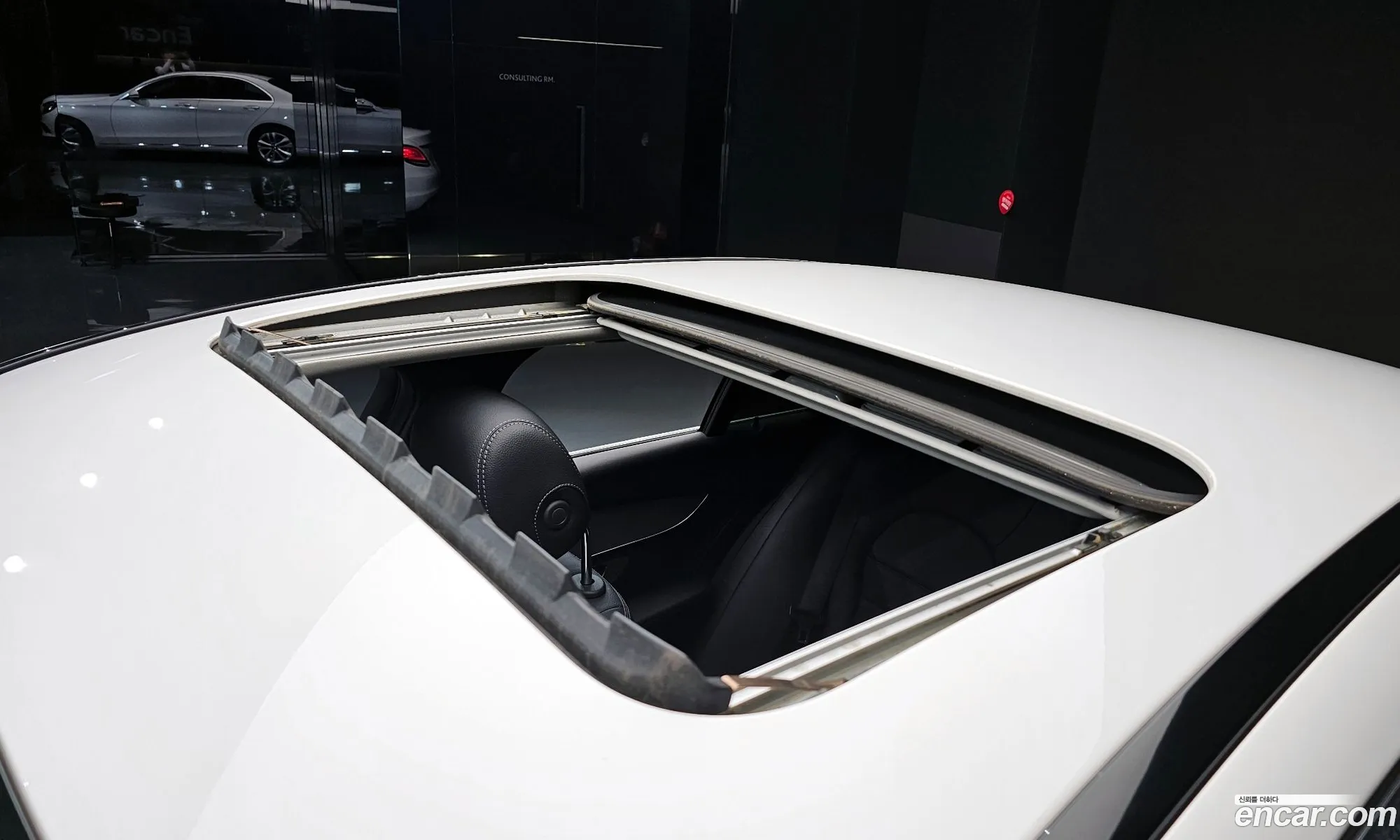 Mercedes-Benz C-Klasse C200 Avantgarde 2020 - фотография 1037790