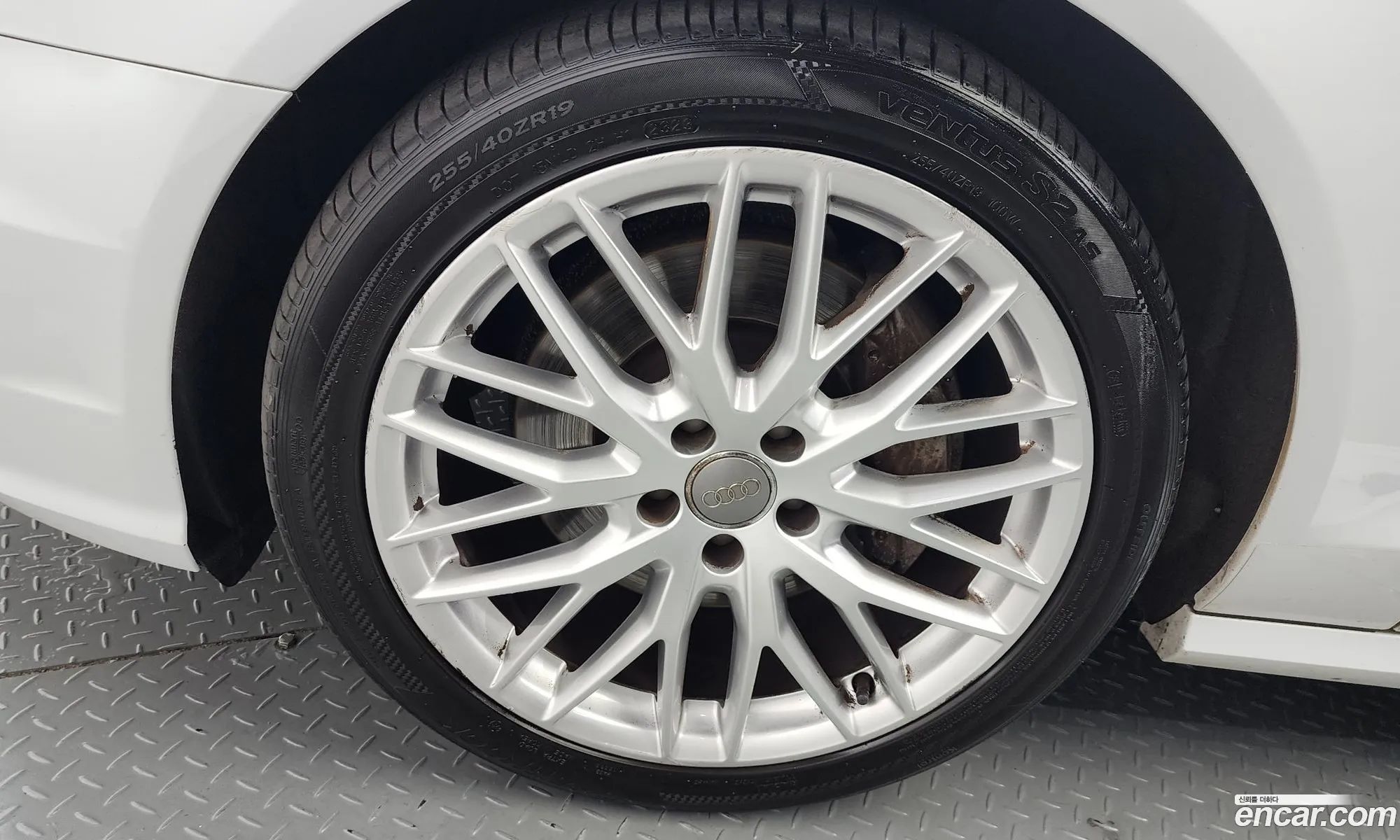 Audi New A6 40 Tdi Quattro Premium C7 - фотография 12635161