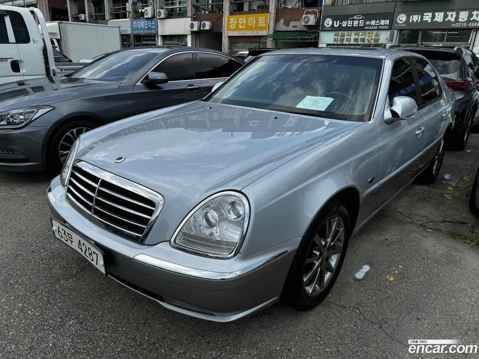 Kg Mobility Ssangyong Chairman H 500S Top-Of-The-Line Model - фотография 4730087