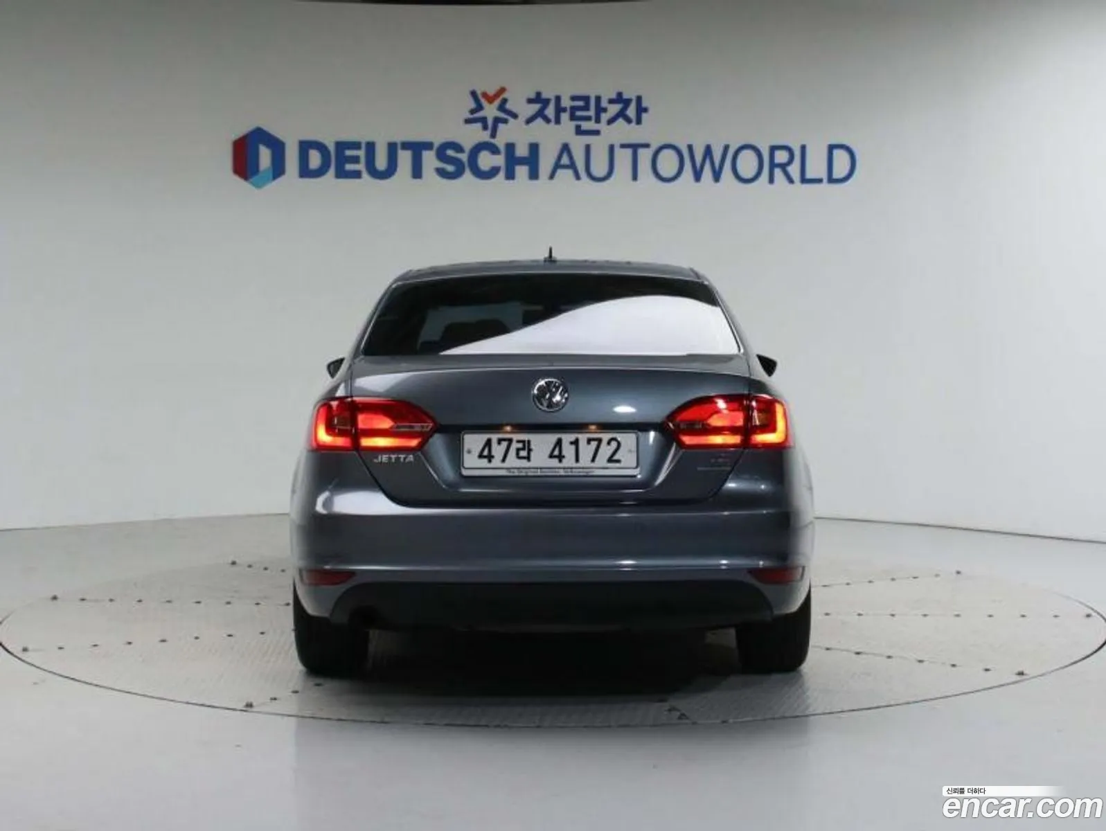 Volkswagen New Jetta 16 Tdi Bluemotion 6Th Generation - фотография 12562181