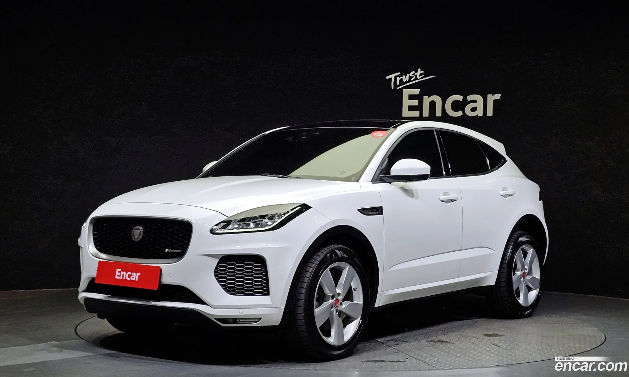 Jaguar E-Pace P250 R-Dynamic Se - фотография 4482444