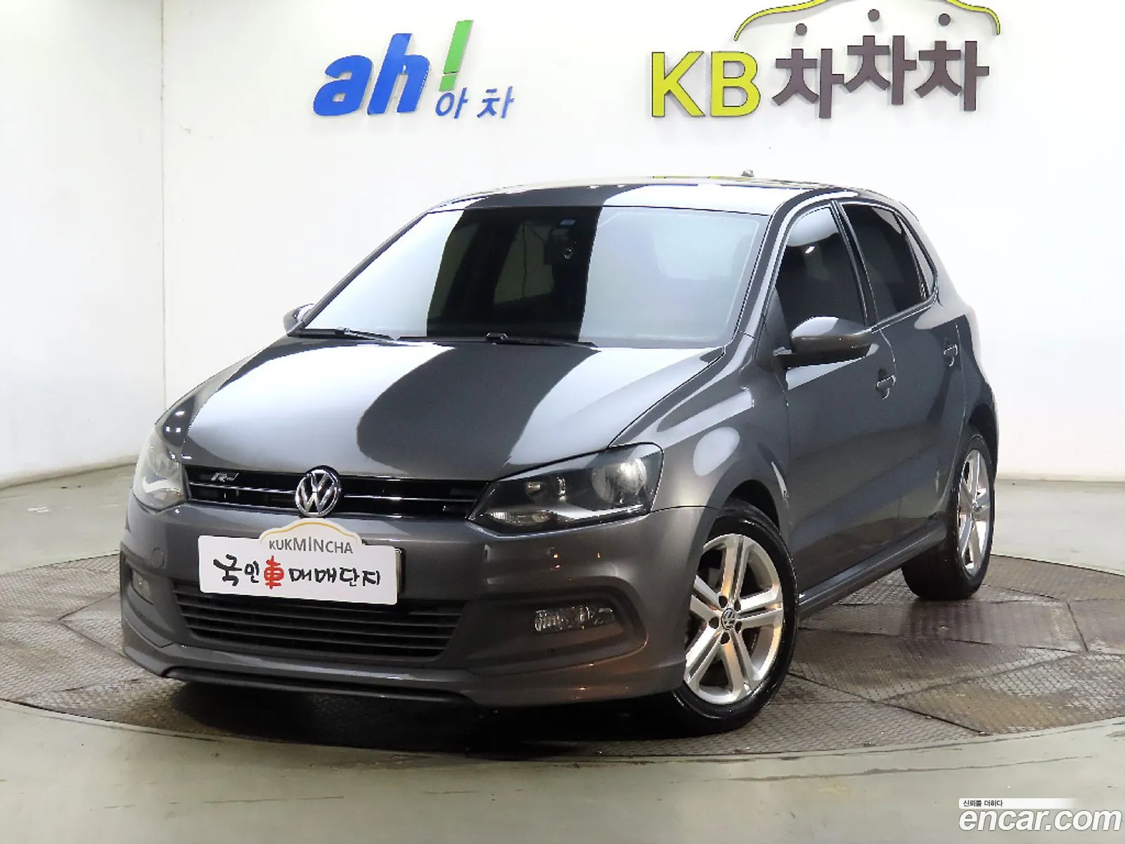 Volkswagen Polo 16 Tdi R-Line 5Th Generation - фотография 12504968