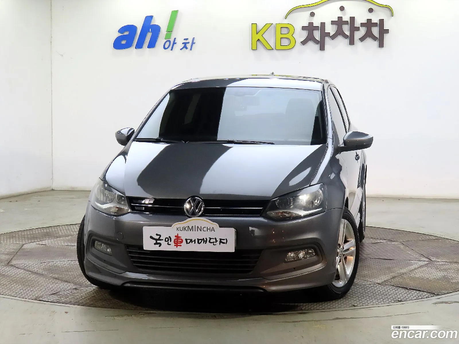 Volkswagen Polo 16 Tdi R-Line 5Th Generation - фотография 12504970