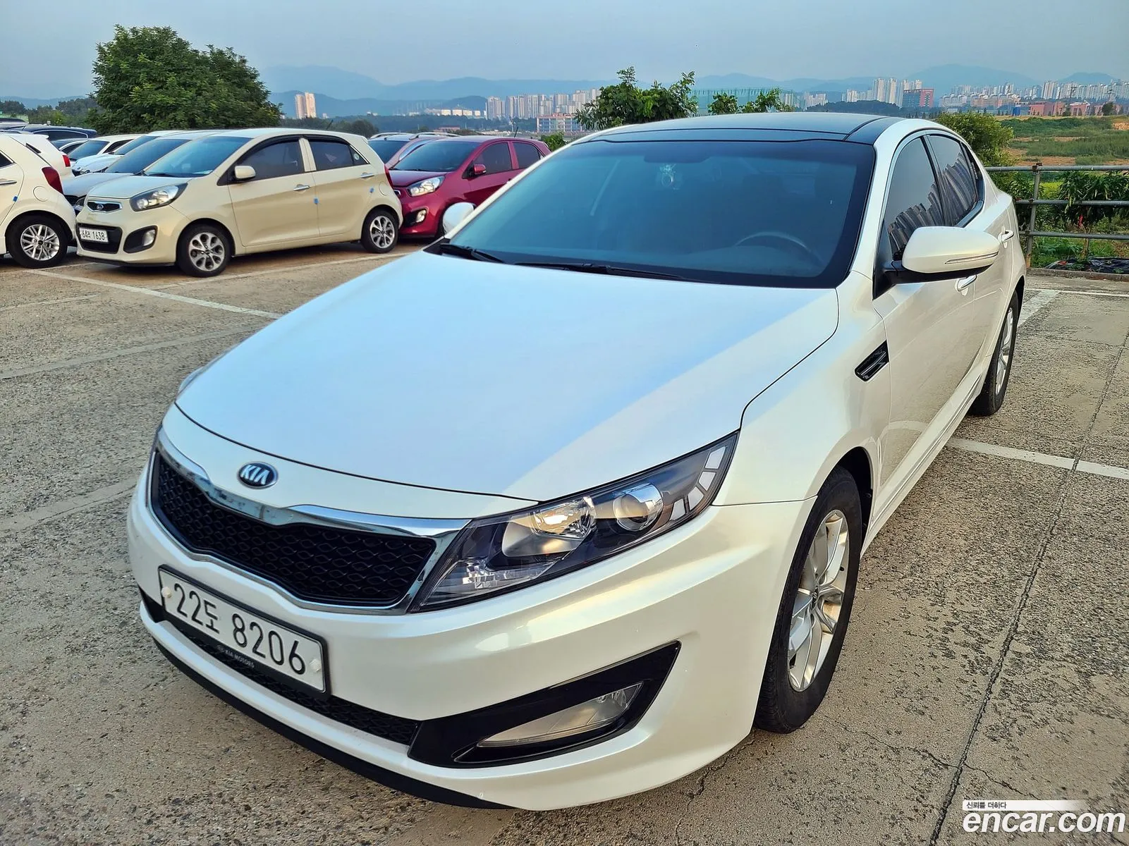 Kia K5 20 Deluxe - фотография 12908872