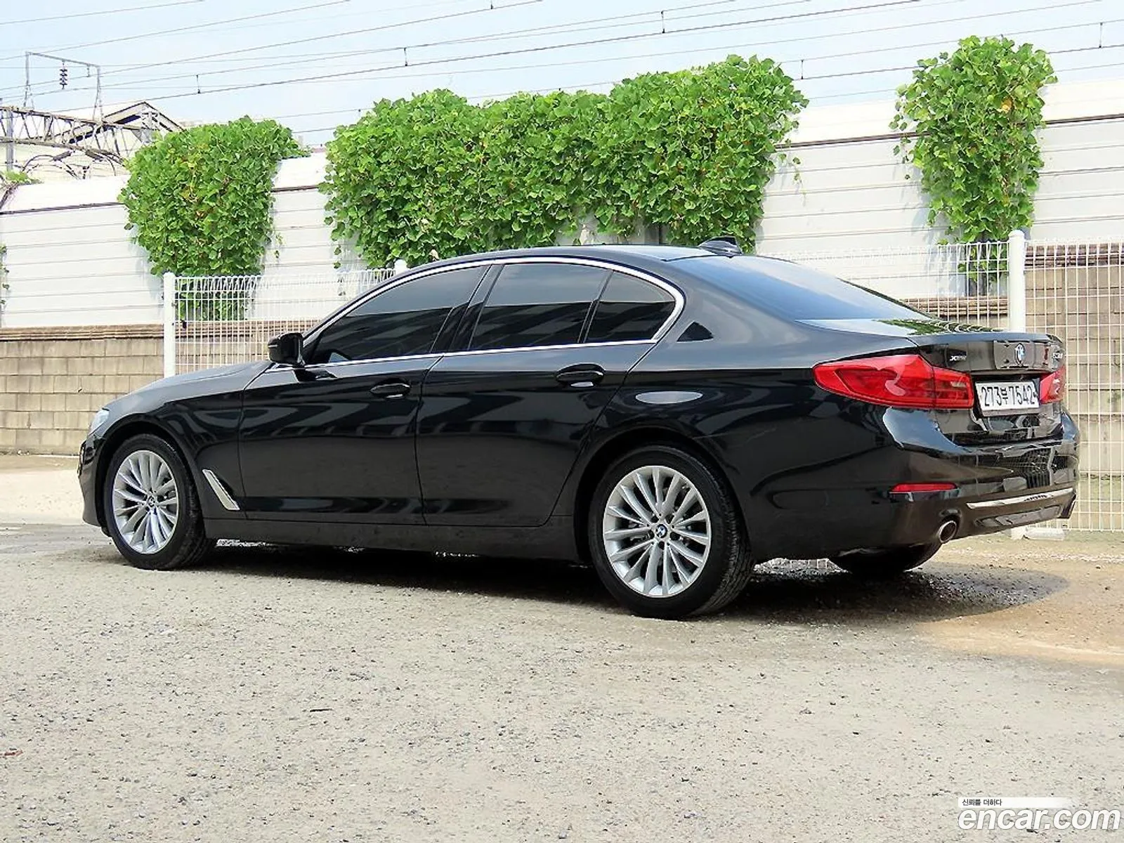 BMW 5 Series G30 530I xDrive Luxury Plus - фотография 2649810