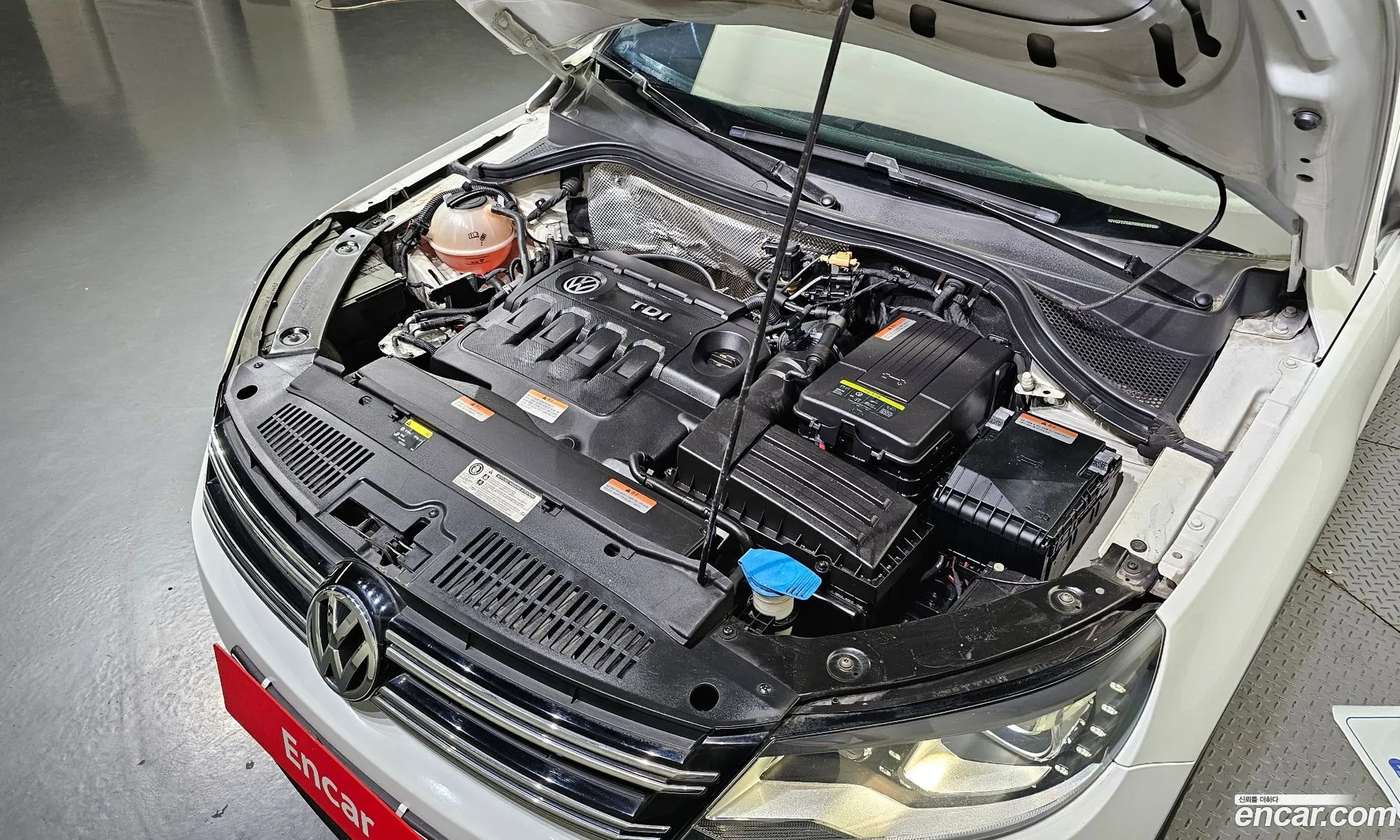 Volkswagen New Tiguan 20 Tdi Comfort 5N - фотография 12794396