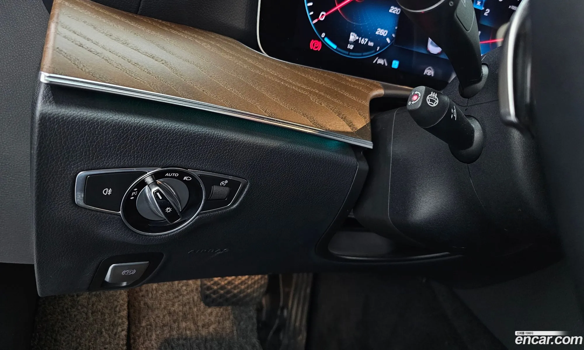 Mercedes-Benz E-Klasse E250 Exclusive 2020 - фотография 1038513