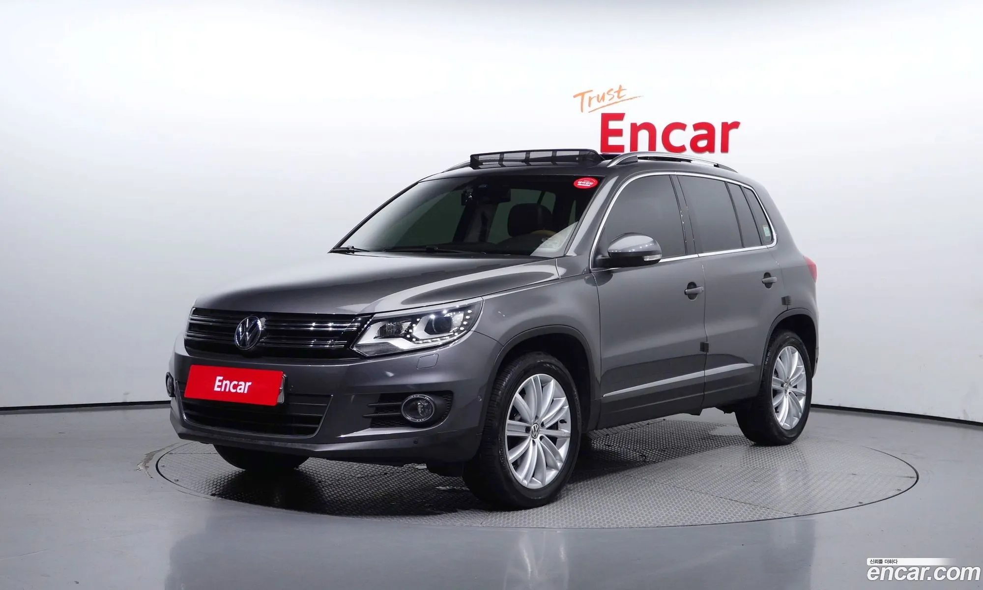 Volkswagen New Tiguan 20 Tdi Premium 5N - фотография 12683990