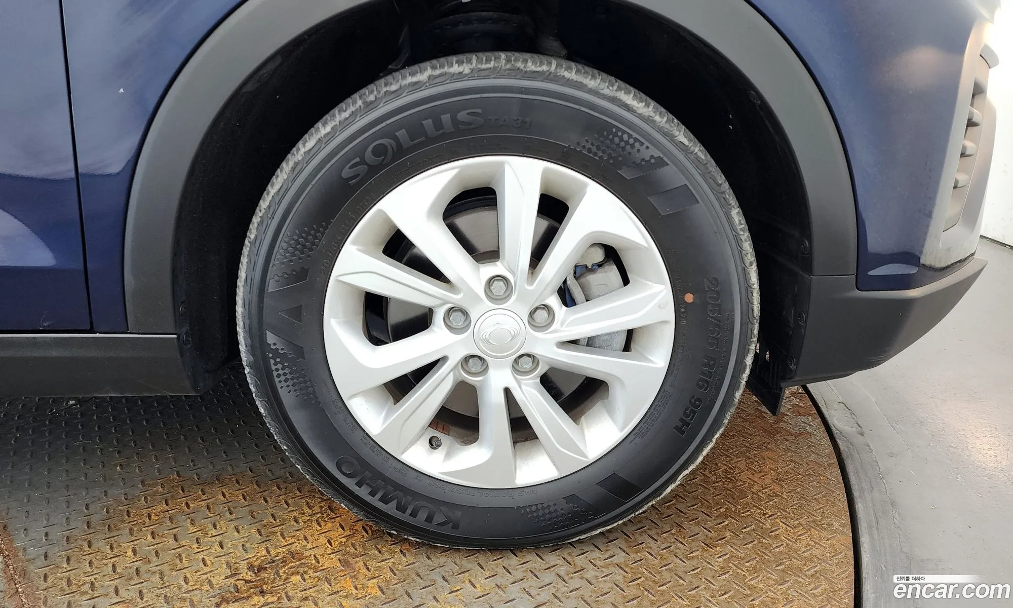 Kg Mobility Ssangyong Very New Tivoli Gasoline 15 2Wd V1 - фотография 4704526