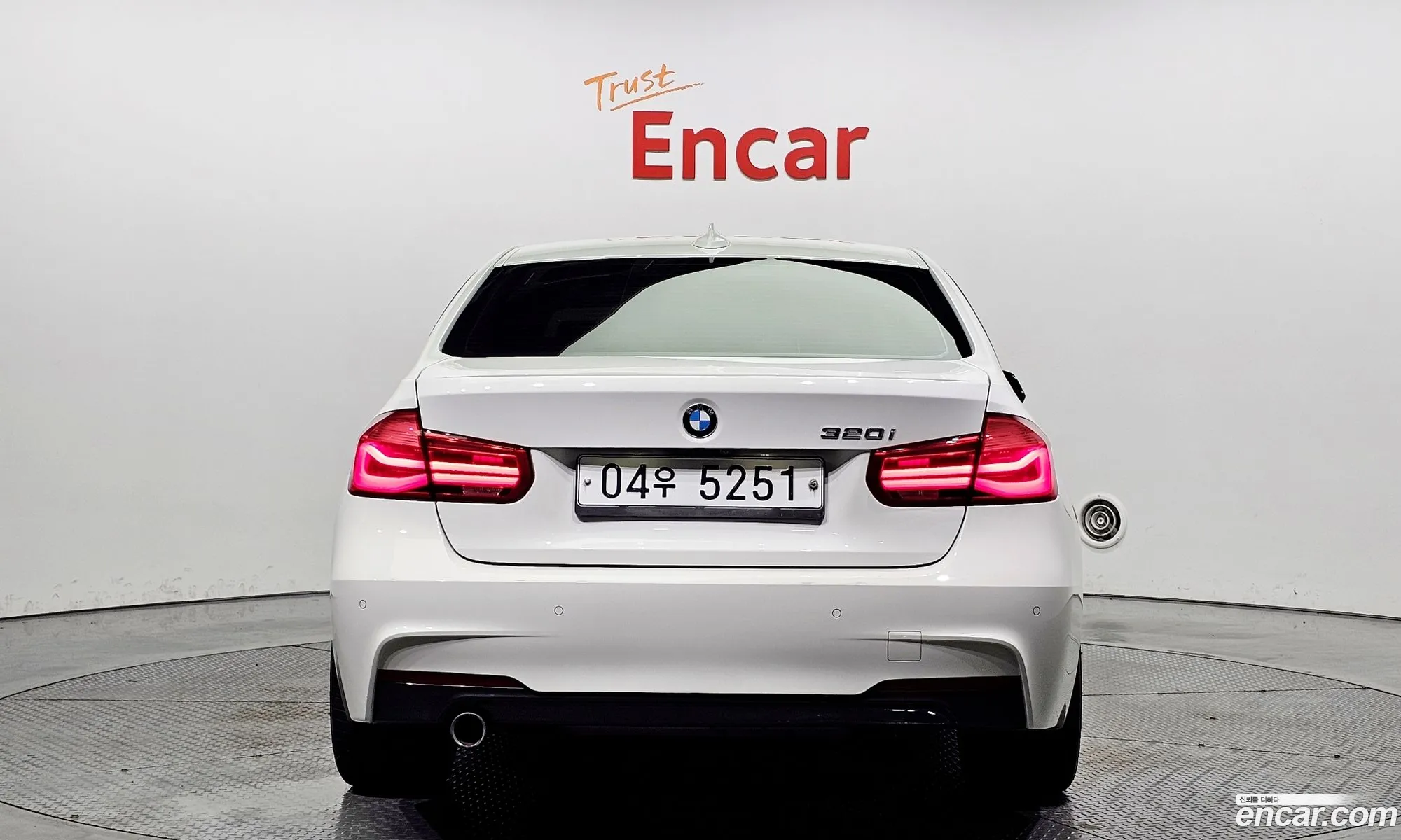 BMW 3 Series F30 320I M Sports - фотография 2664991