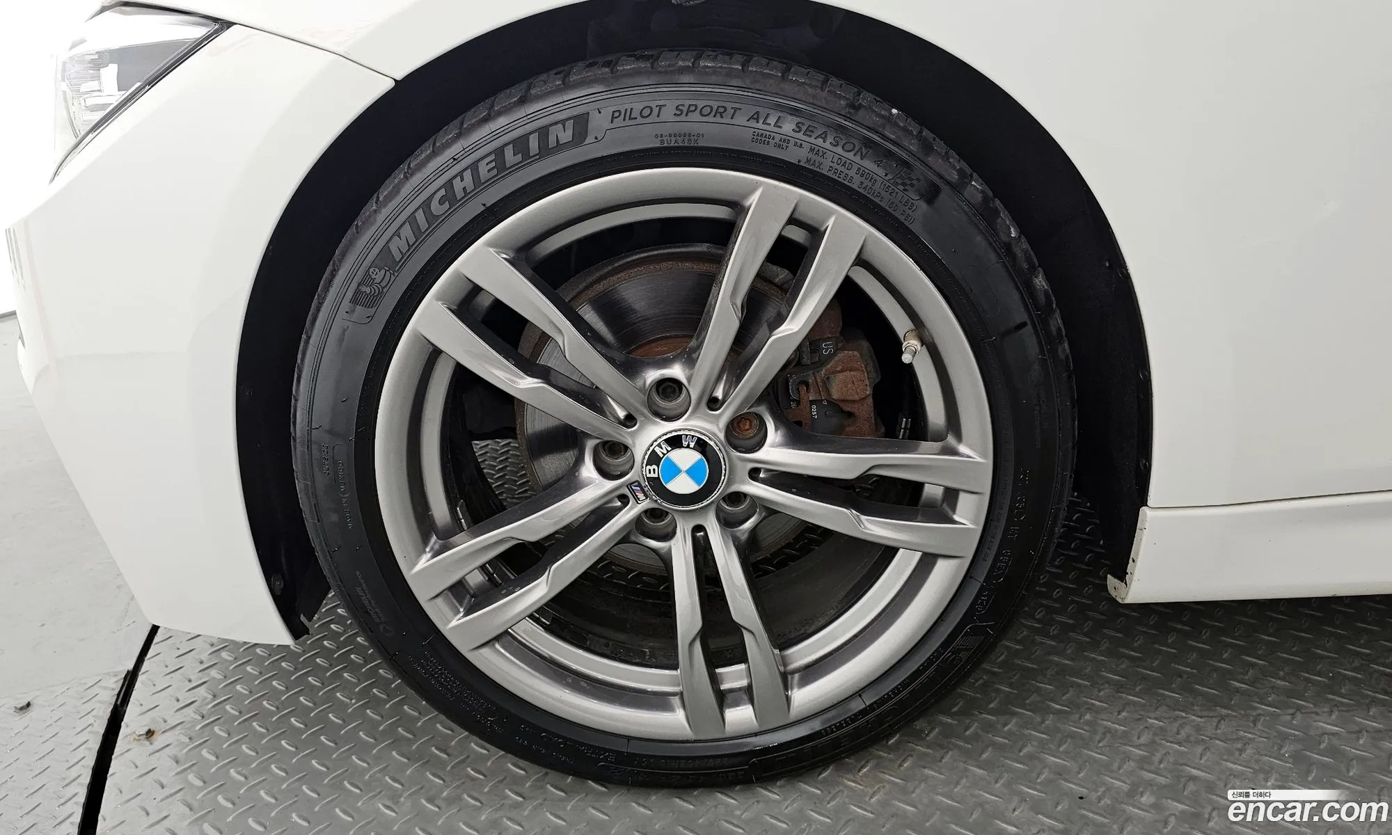 BMW 3 Series F30 320I M Sports - фотография 2664992