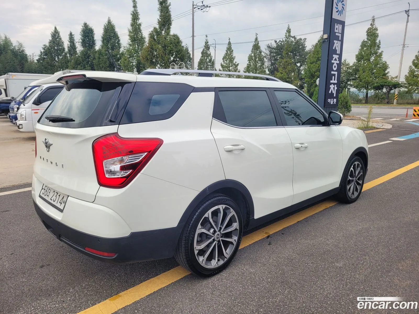 Kg Mobility Ssangyong Tivoli Air Diesel Ix 2Wd - фотография 4842002