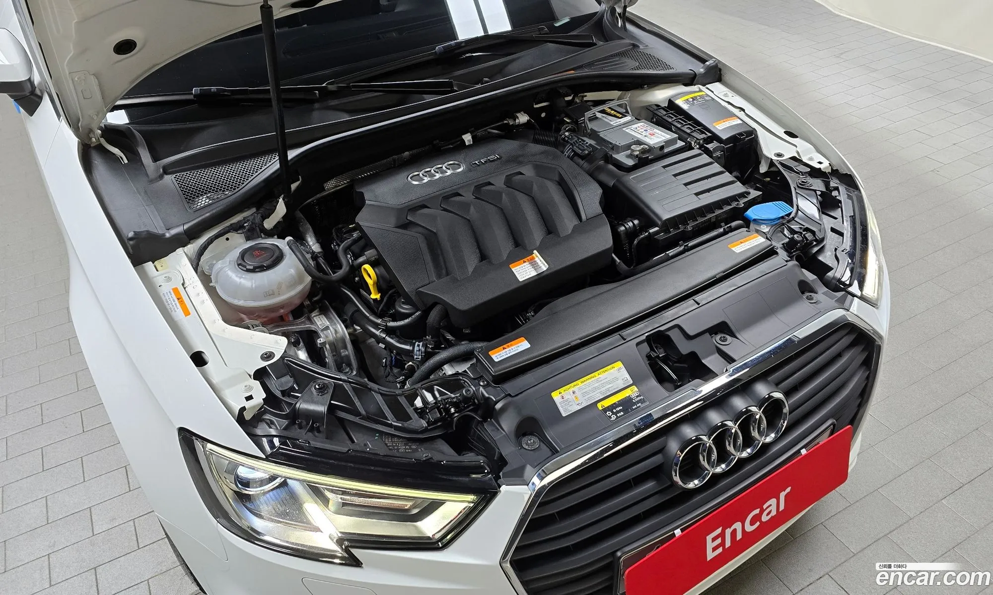 Audi New A3 40 Tfsi 8V - фотография 12631220