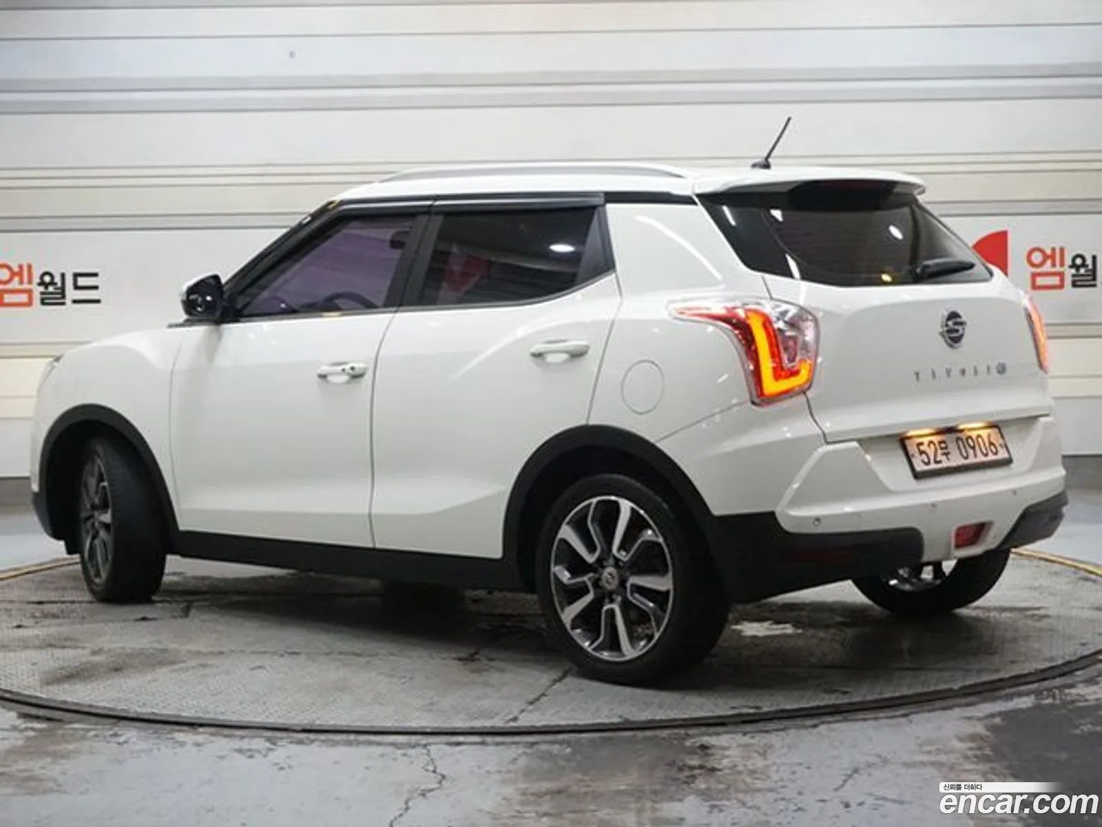 Kg Mobility Ssangyong Tivoli Diesel Lx 2Wd - фотография 4842030