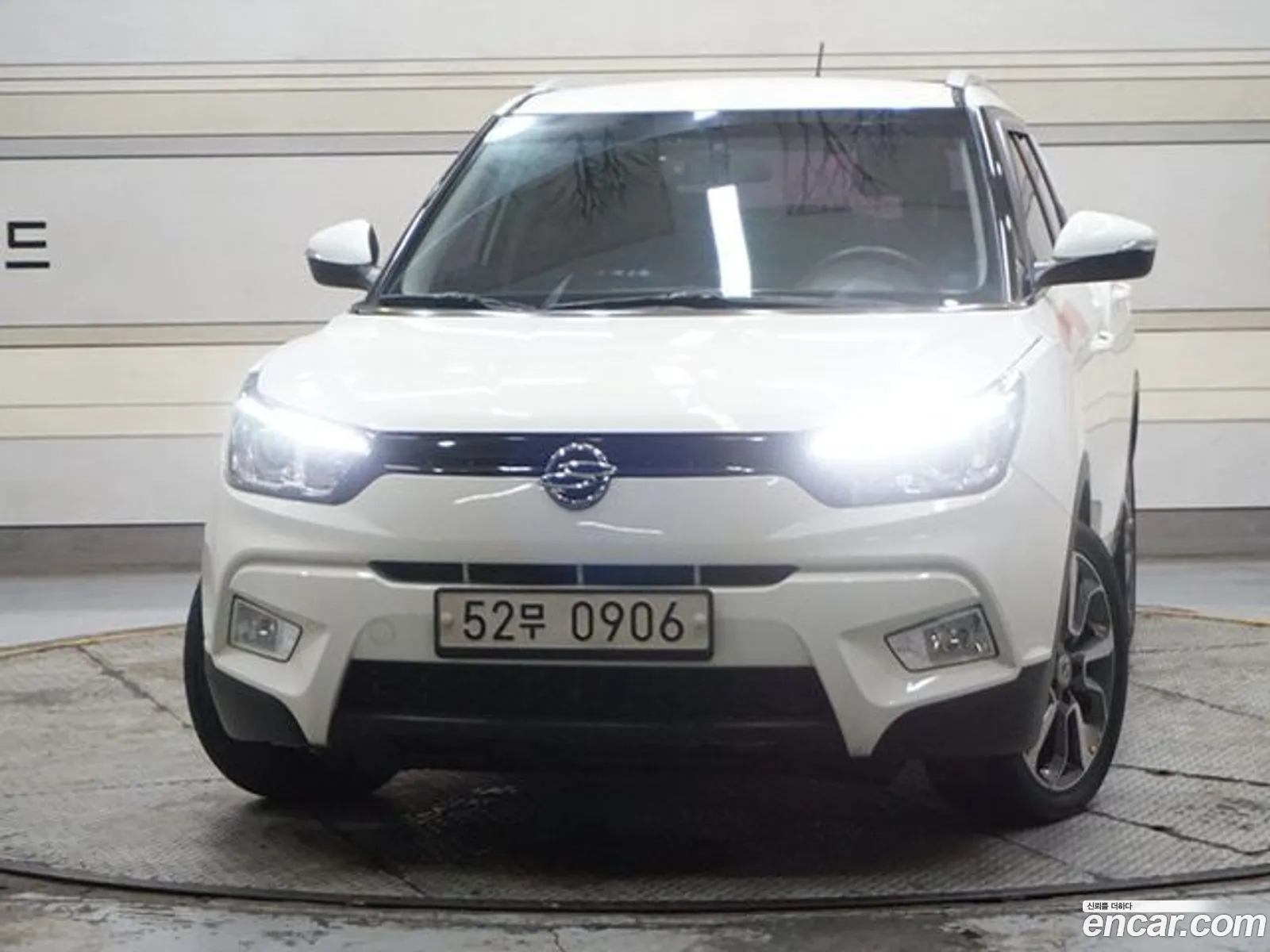 Kg Mobility Ssangyong Tivoli Diesel Lx 2Wd - фотография 4842031
