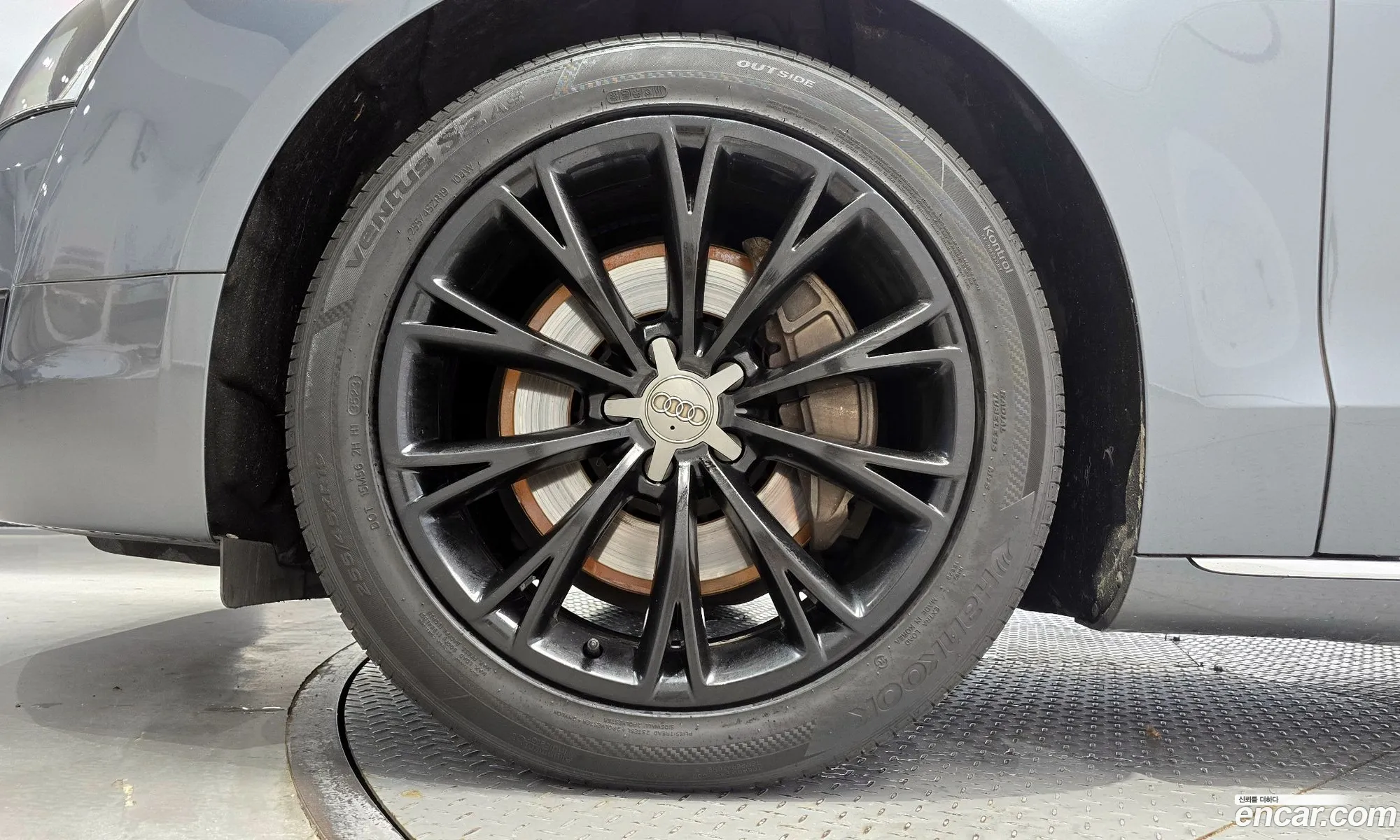 Audi New A8 30 Tdi Quattro Lwb D4 - фотография 12634880