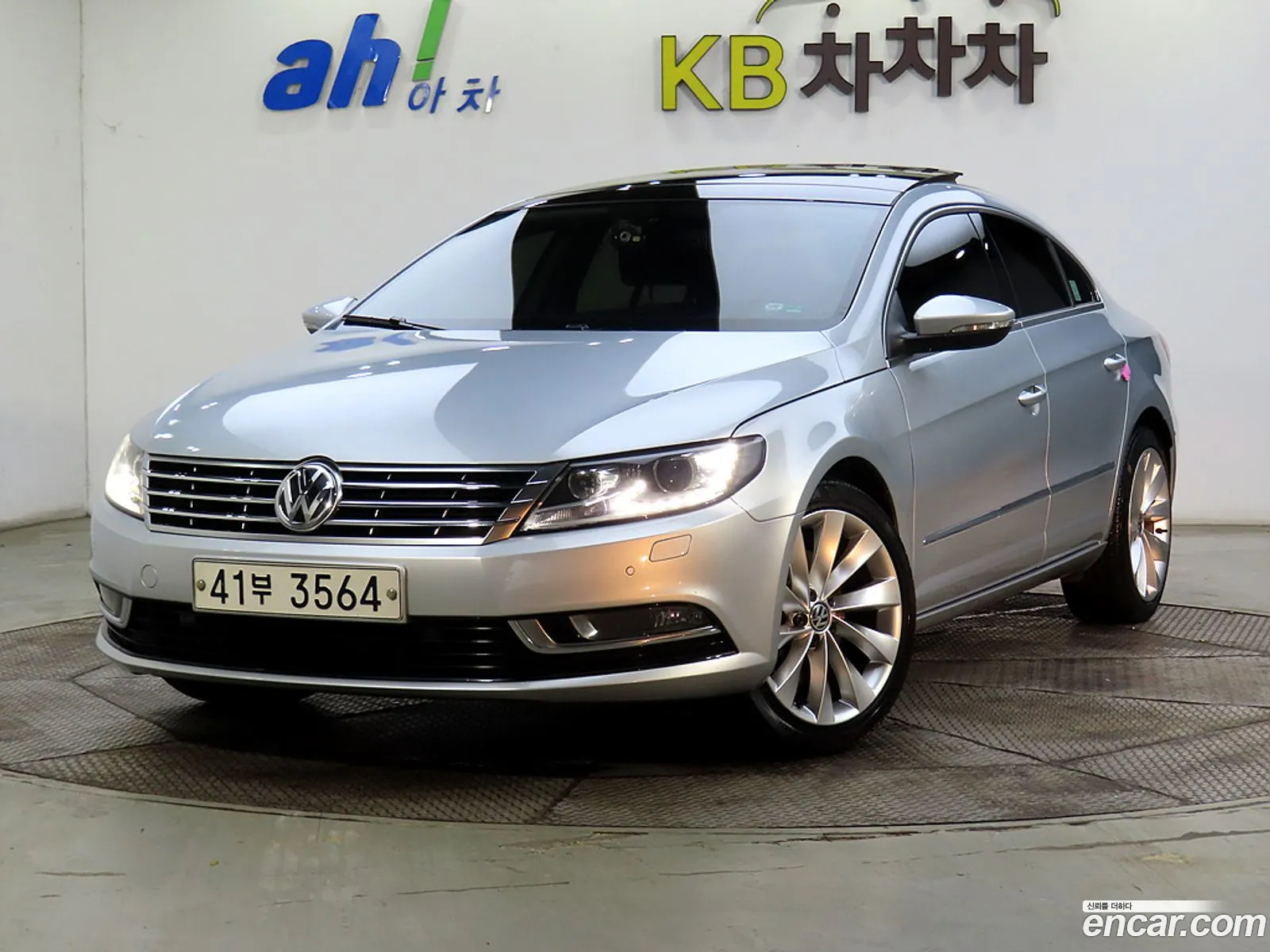 Volkswagen New Cc 20 Tdi Bluemotion 4Motion - фотография 12794367