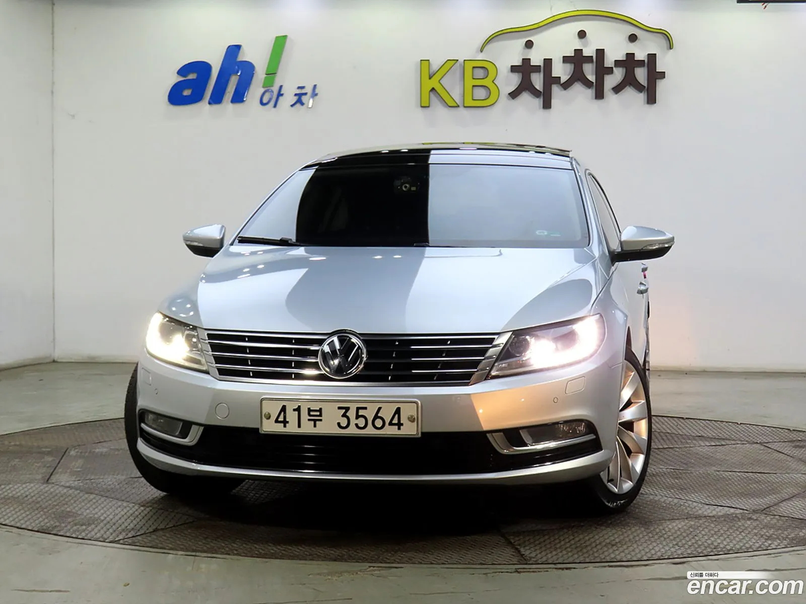 Volkswagen New Cc 20 Tdi Bluemotion 4Motion - фотография 12794368