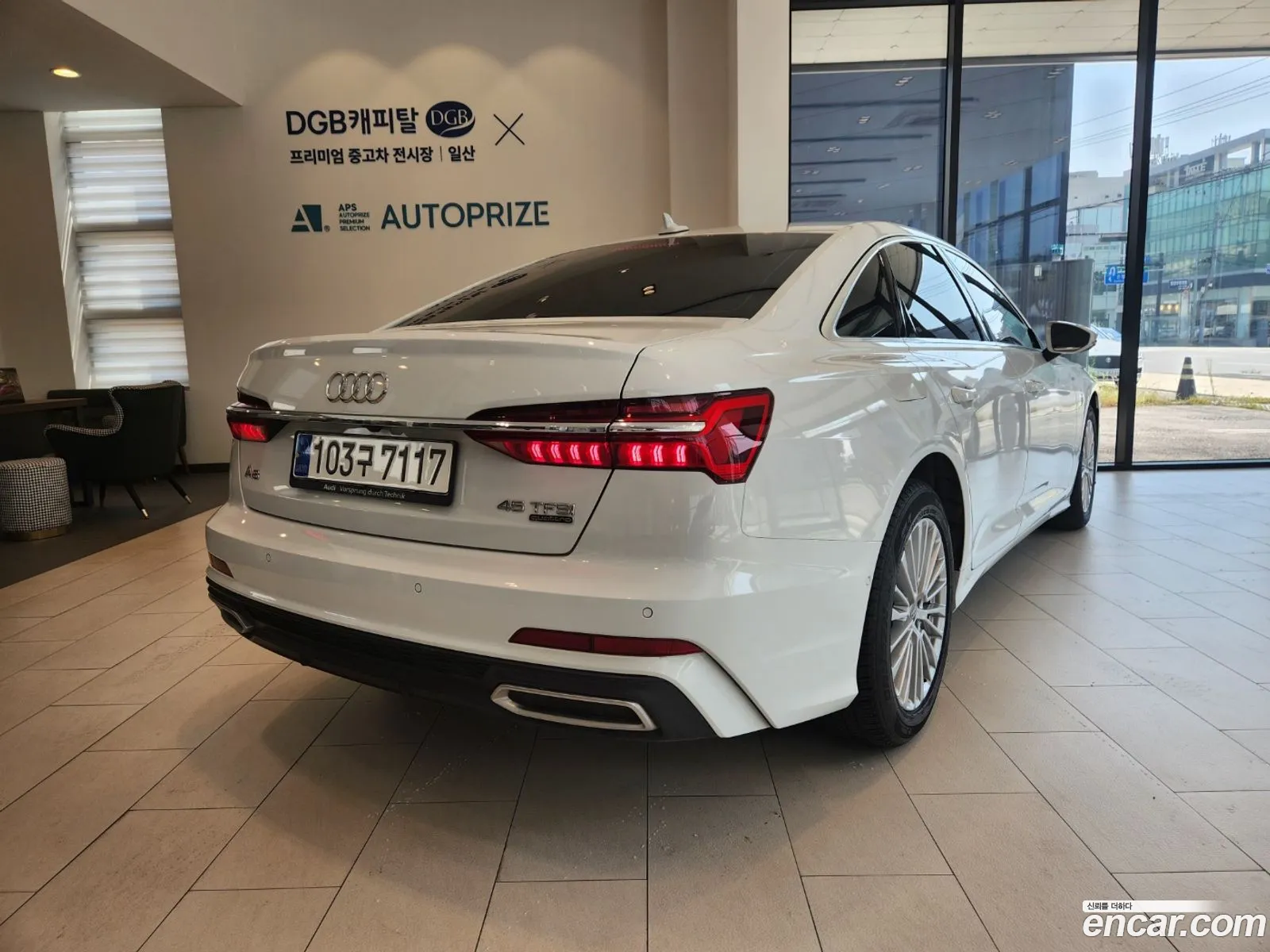 Audi A6 C8 45 Tfsi Quattro Premium - фотография 12635146