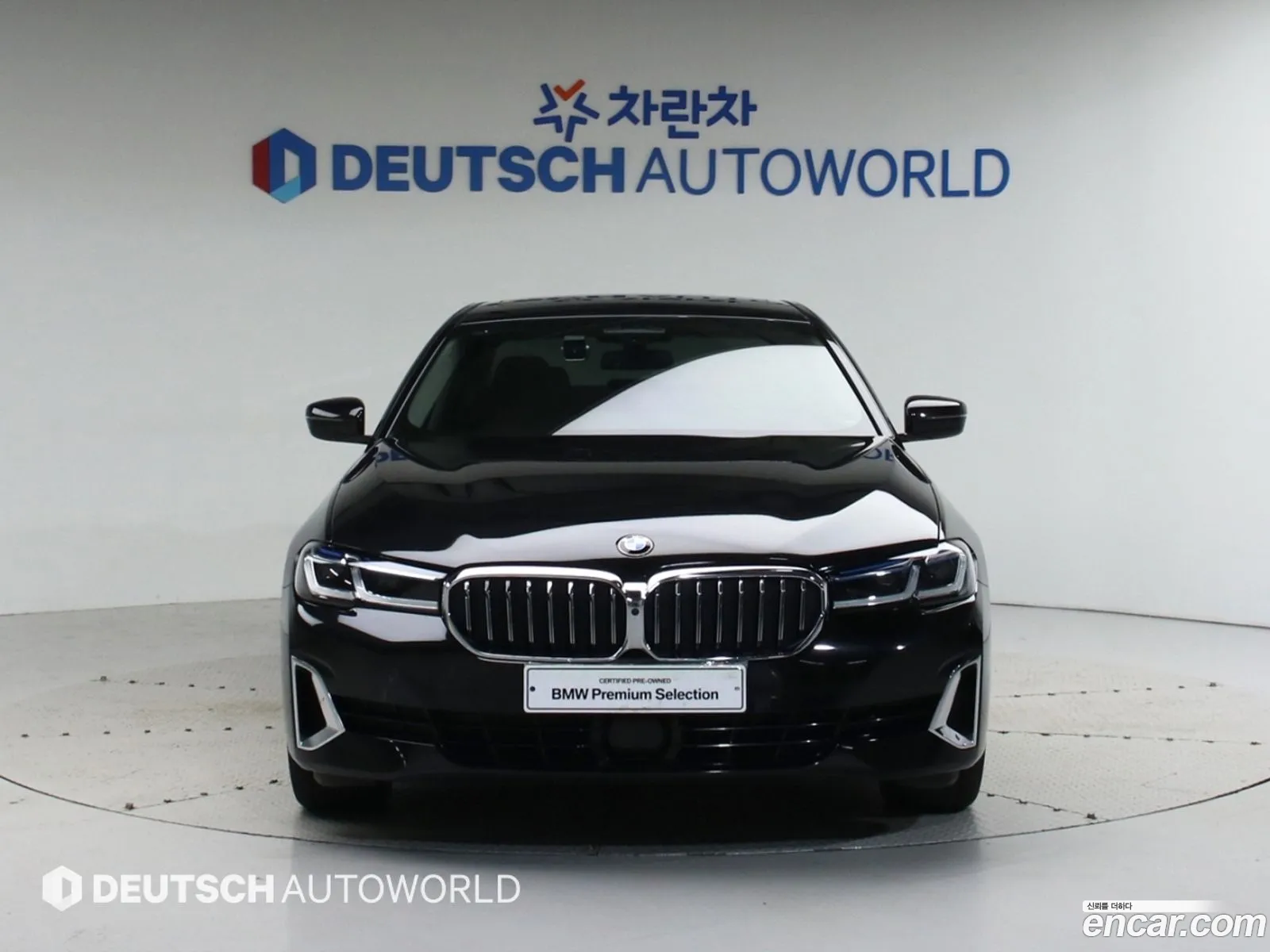 BMW 5 Series G30 530E Luxury - фотография 2707922