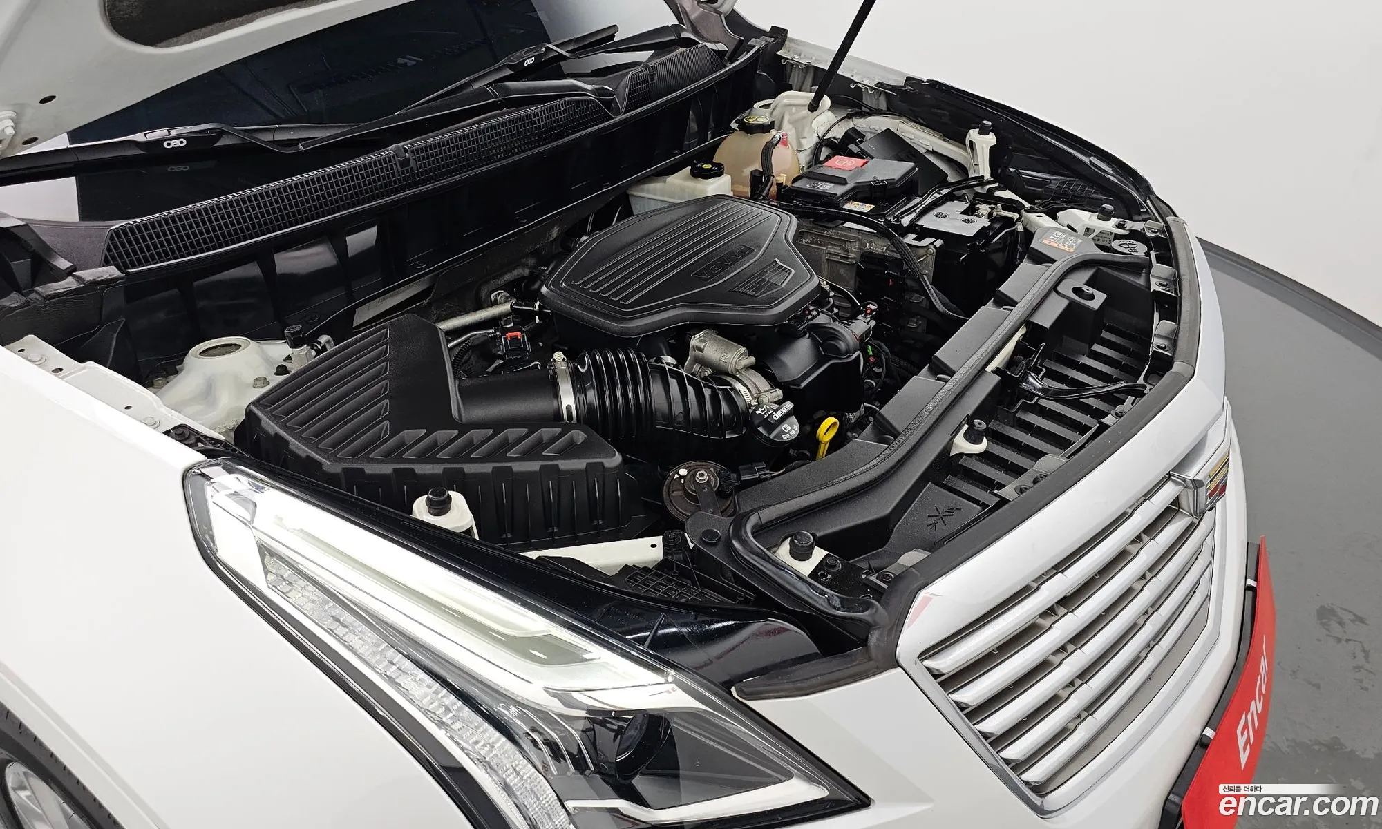 Cadillac Xt5 36 Platinum Awd - фотография 4755359