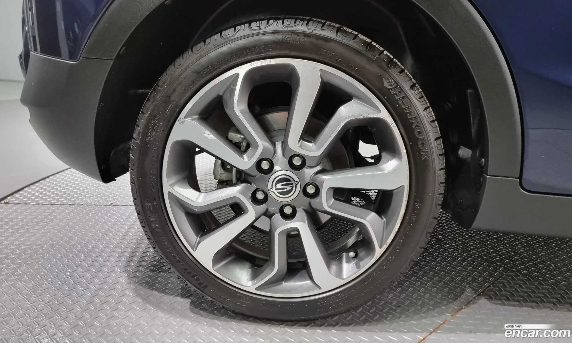 Kg Mobility Ssangyong Tivoli Diesel Lx 2Wd - фотография 4704538