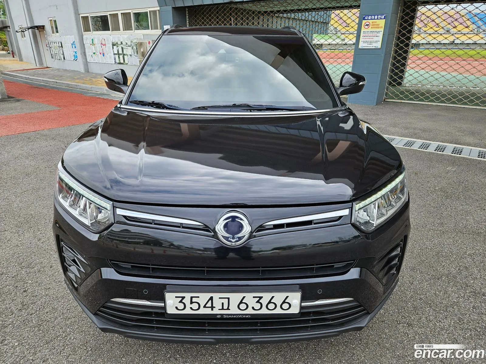 Kg Mobility Ssangyong Very New Tivoli Gasoline 15 2Wd Limited Edition - фотография 4858562