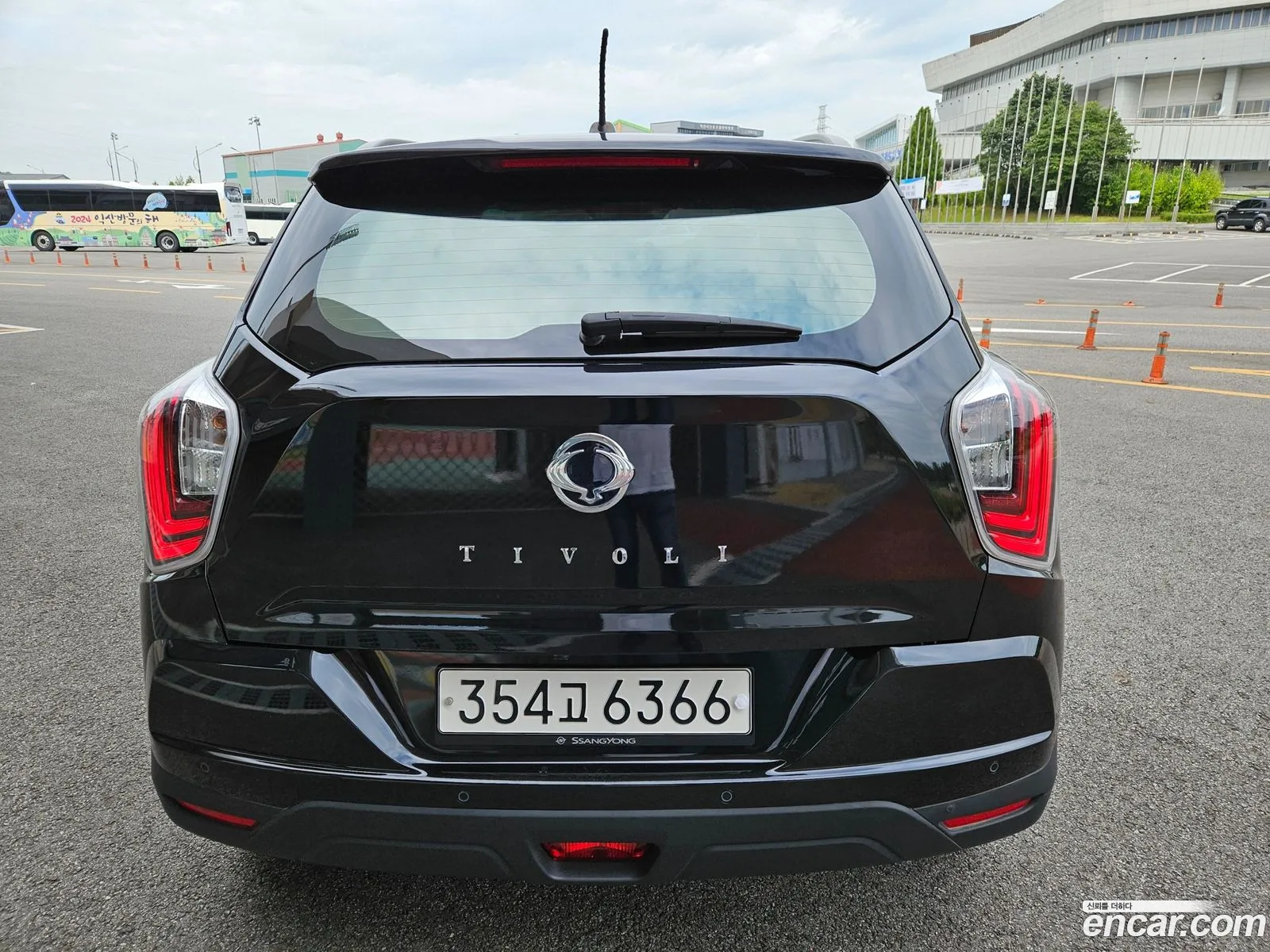 Kg Mobility Ssangyong Very New Tivoli Gasoline 15 2Wd Limited Edition - фотография 4858563