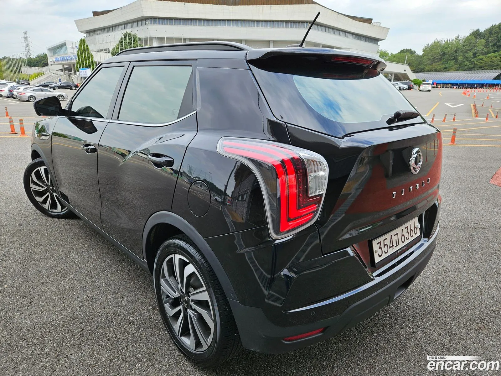 Kg Mobility Ssangyong Very New Tivoli Gasoline 15 2Wd Limited Edition - фотография 4858565