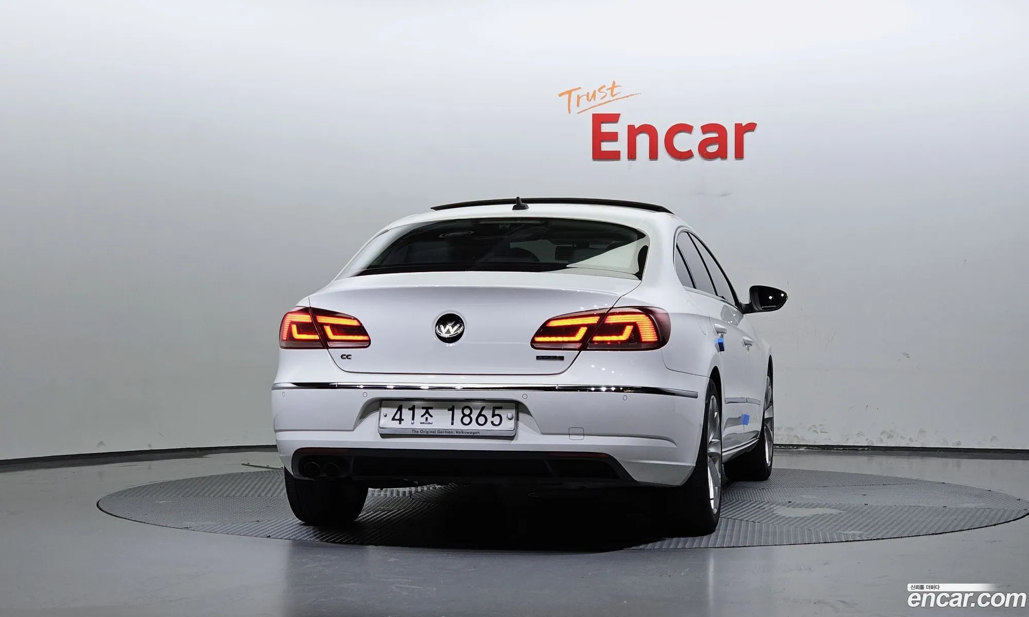Volkswagen New Cc 20 Tdi Bluemotion - фотография 12683945