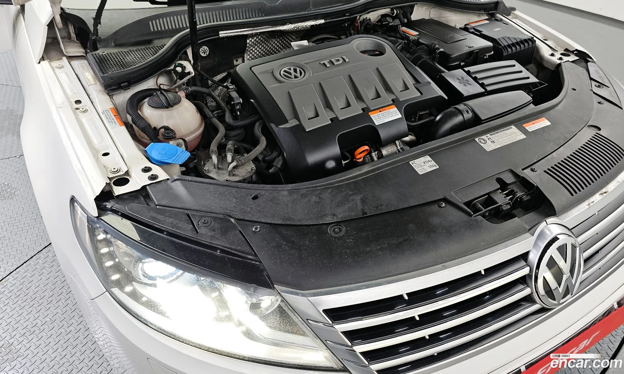 Volkswagen New Cc 20 Tdi Bluemotion - фотография 12683947