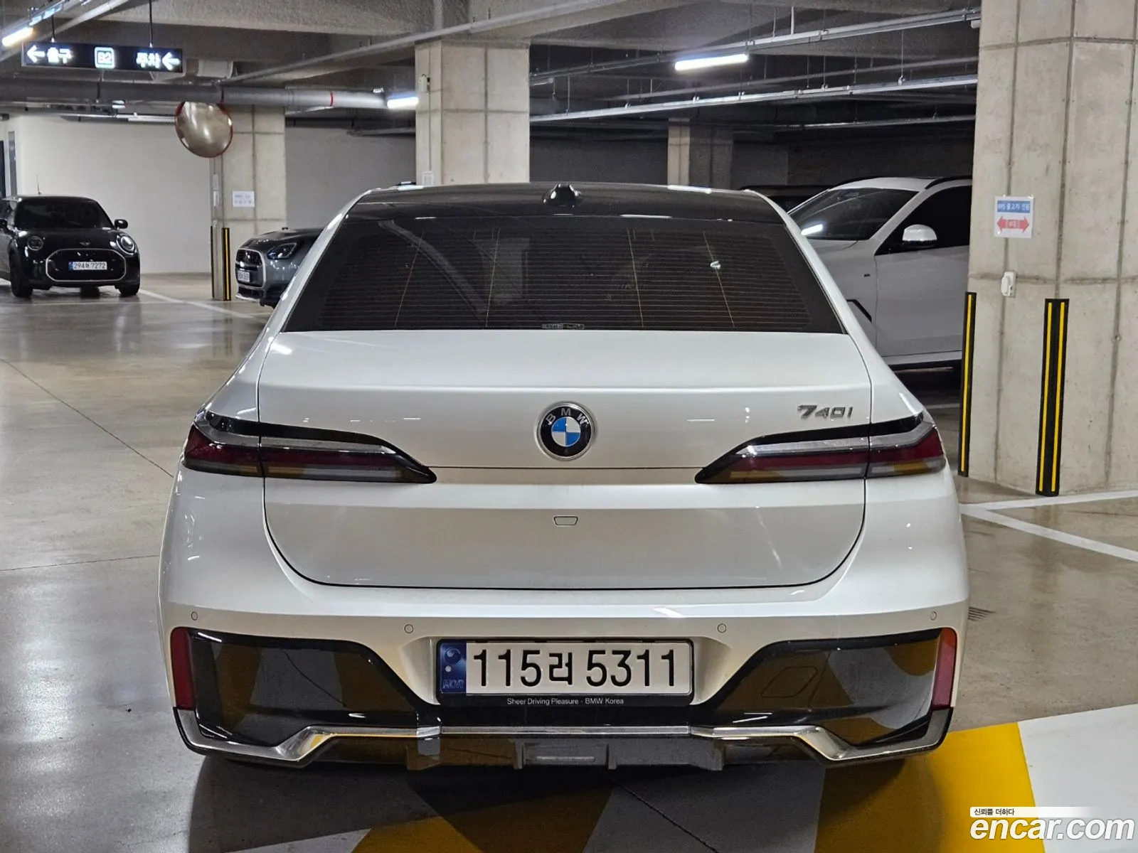 BMW 7 Series G70 740I Sdrive M Sports - фотография 2707984