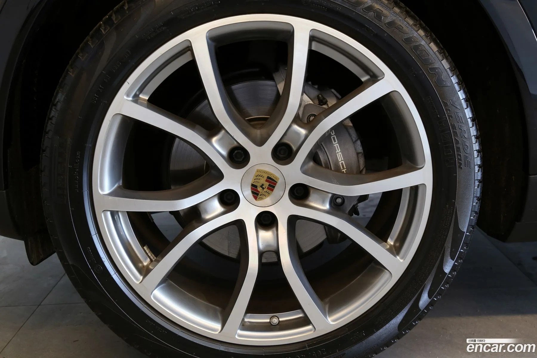 Porsche Cayenne Po536 30 - фотография 946112