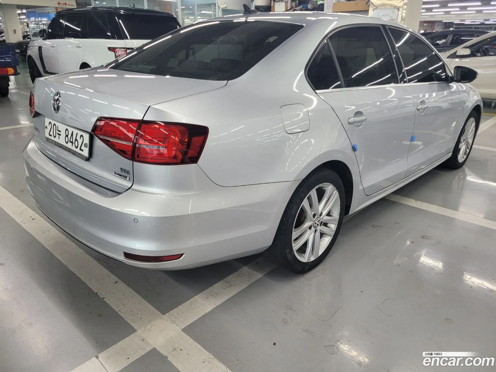 Volkswagen New Jetta 20 Tdi Bluemotion Premium 6Th Generation - фотография 12665172