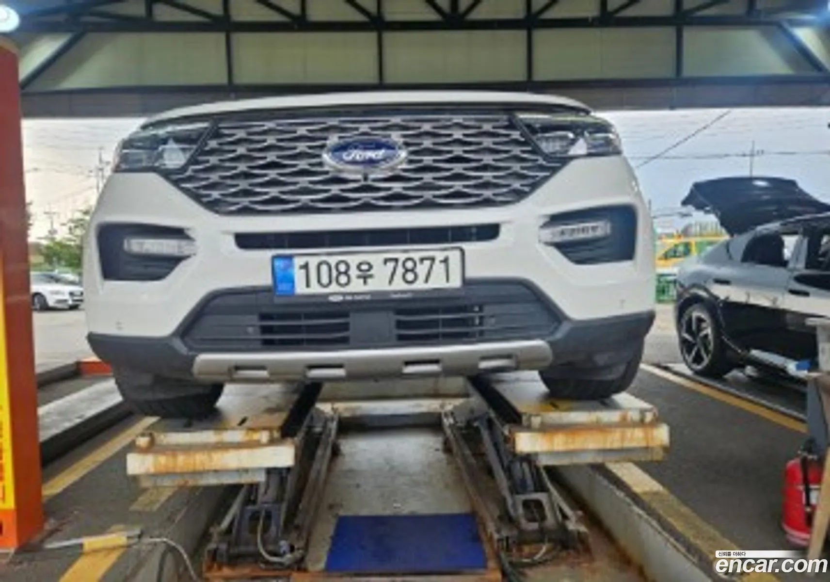 Ford Explorer 6Th Generation 30 Platinum 4Wd - фотография 17276503