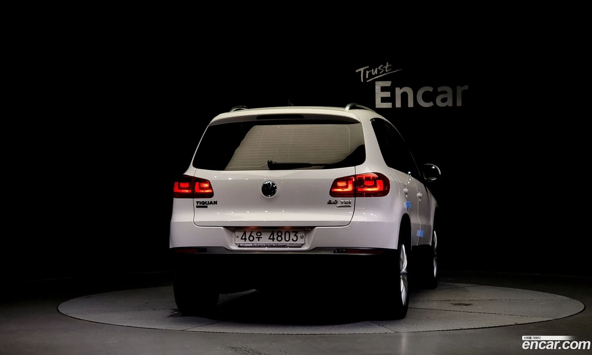 Volkswagen New Tiguan 20 Tdi Premium 5N - фотография 12683957