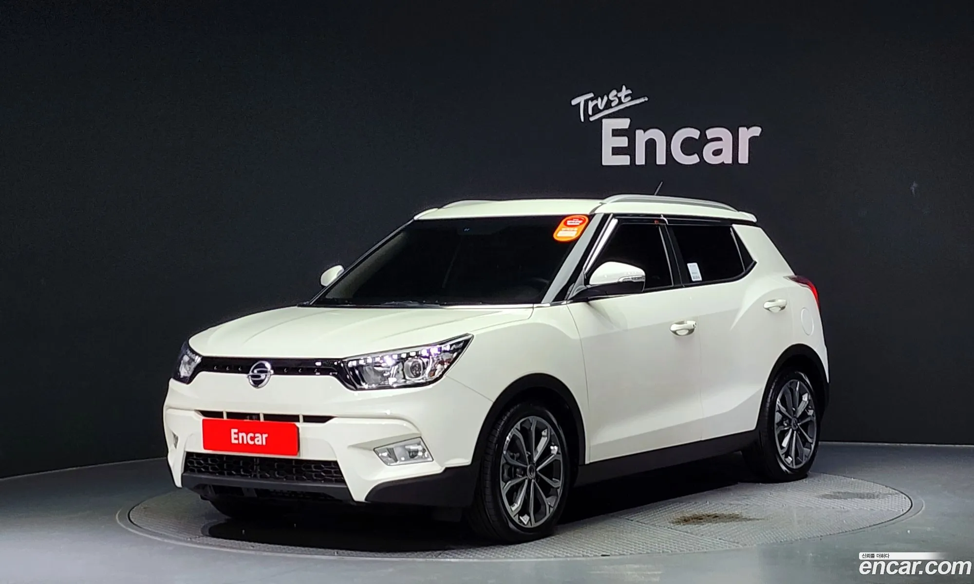 Kg Mobility Ssangyong Tivoli Vx 2Wd - фотография 4796514