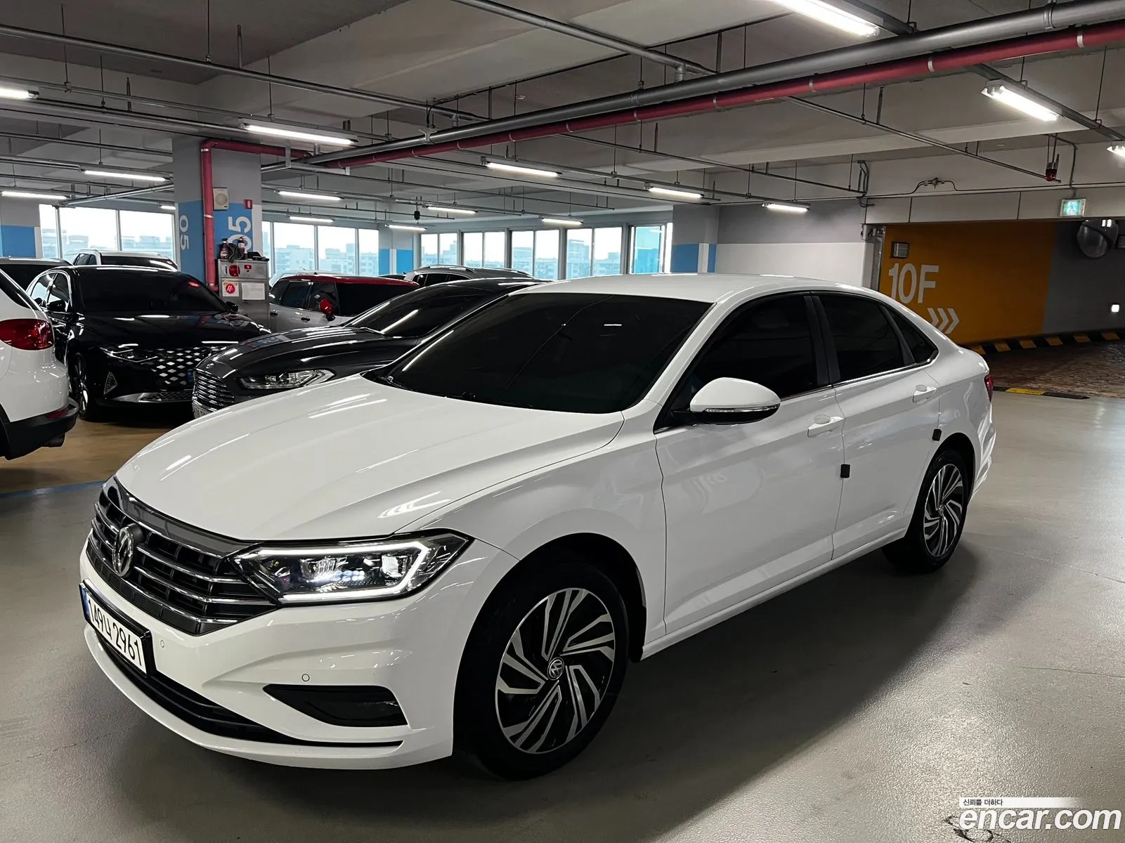 Volkswagen Jetta 7Th Generation 14 Tsi Premium - фотография 12761520