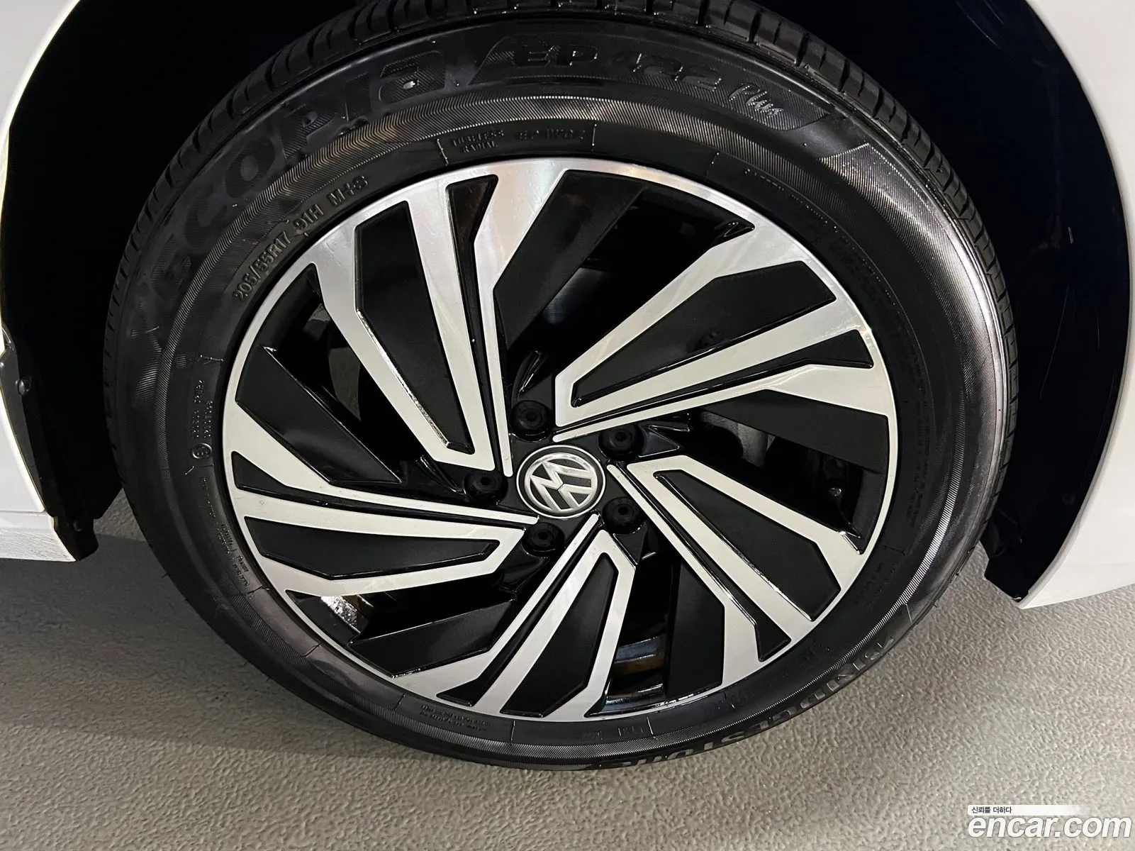 Volkswagen Jetta 7Th Generation 14 Tsi Premium - фотография 12761524