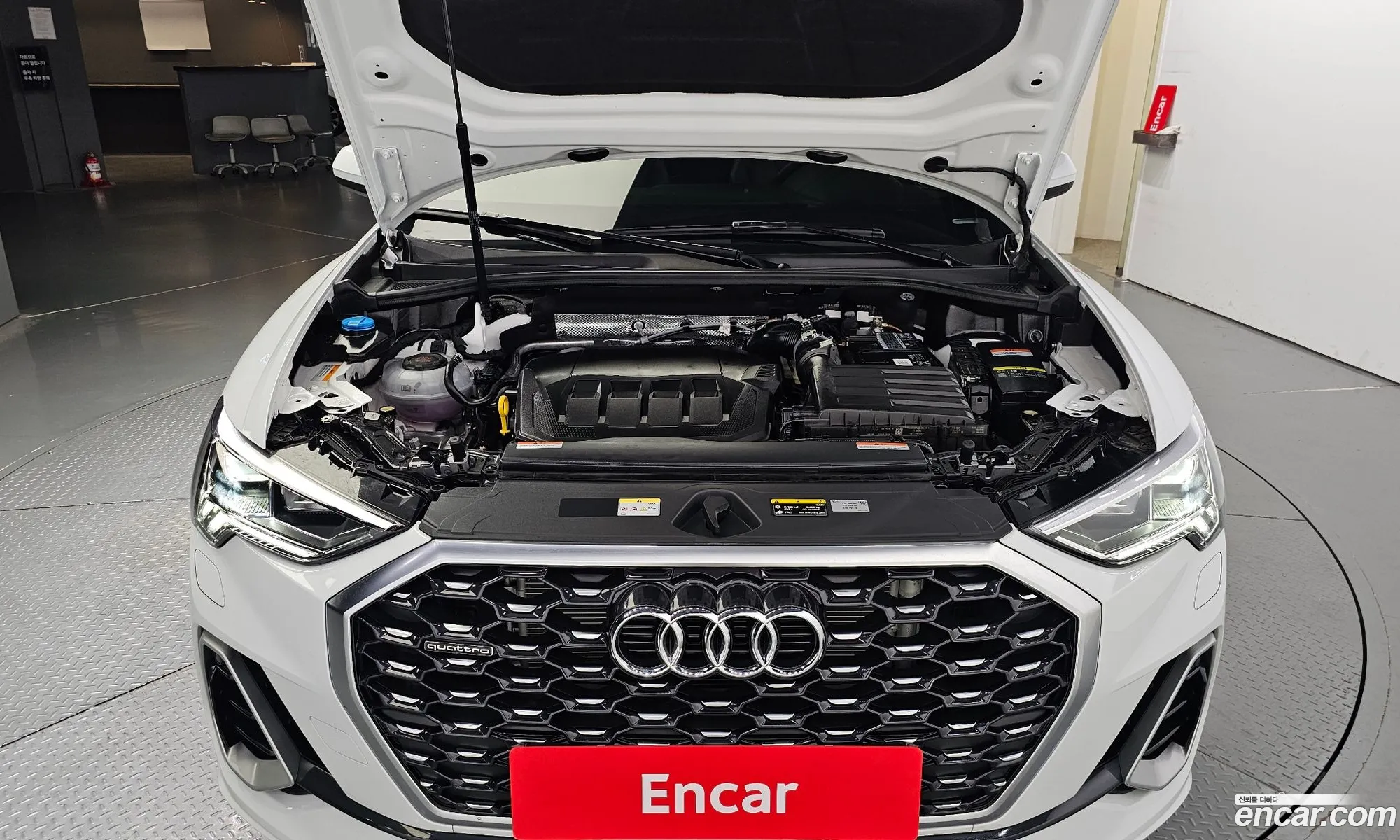 Audi Q3 F3 40 Tfsi Quattro Premium Sportback - фотография 12634857