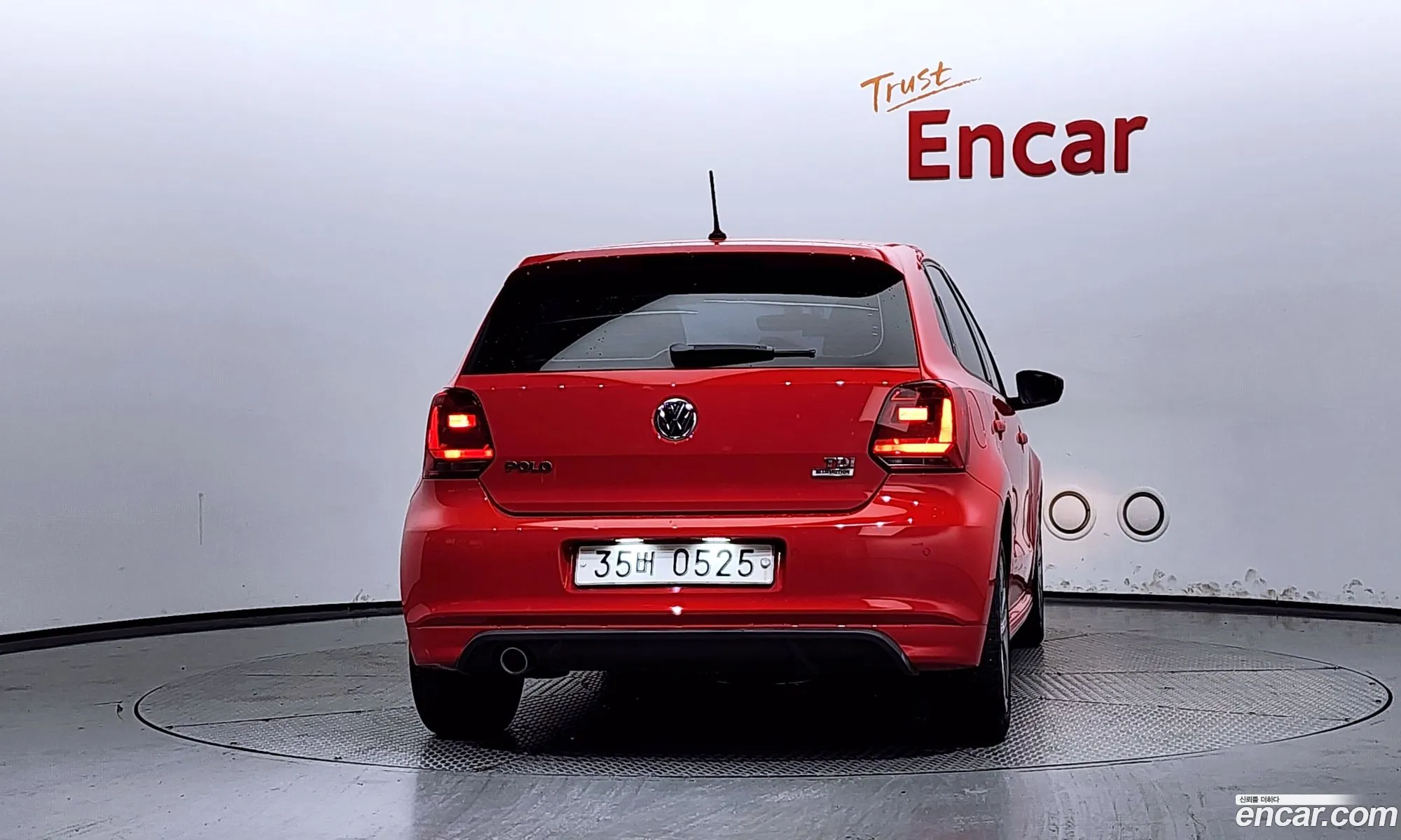 Volkswagen Polo 14 Tdi R-Line 5Th Generation - фотография 12761498
