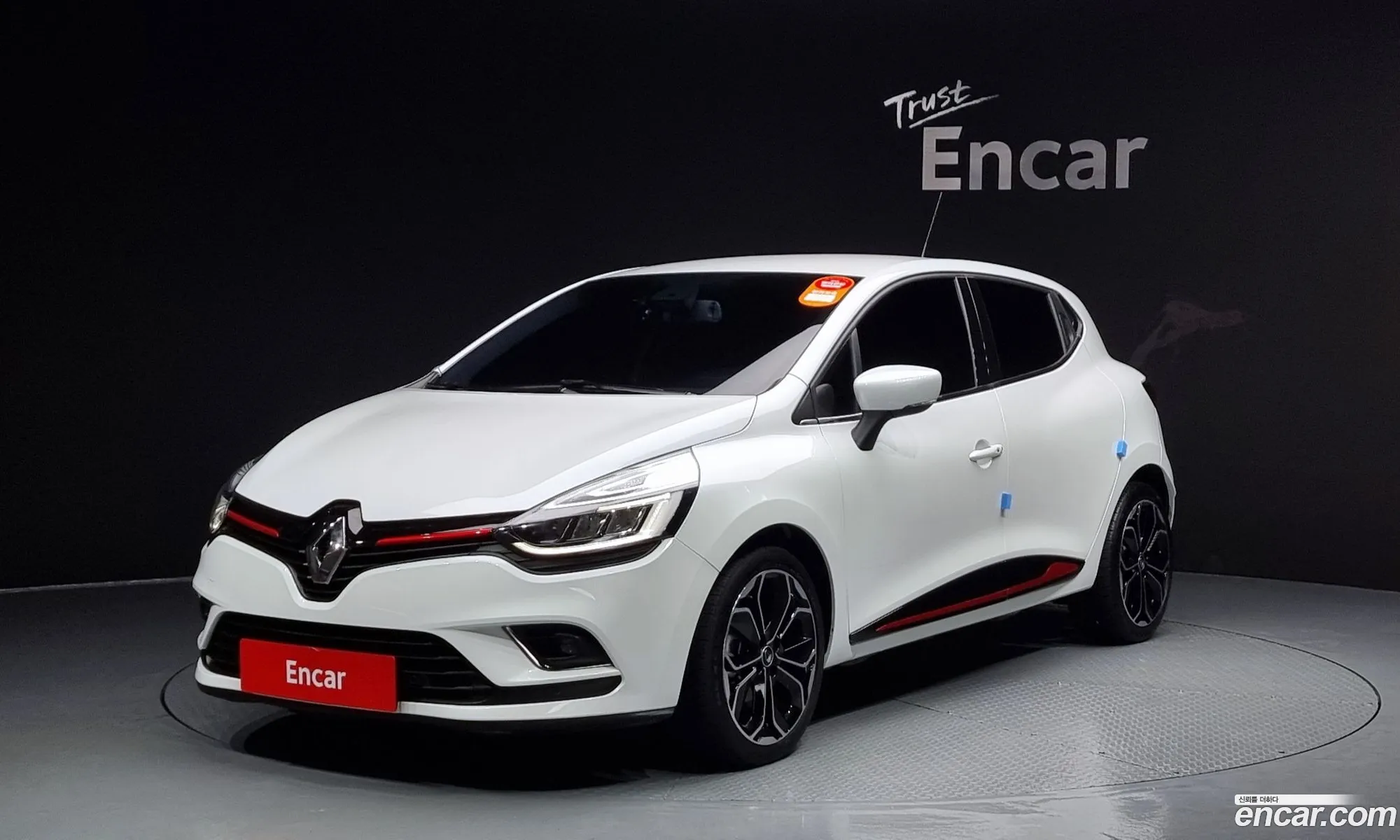Clio Intense - фотография 18800912