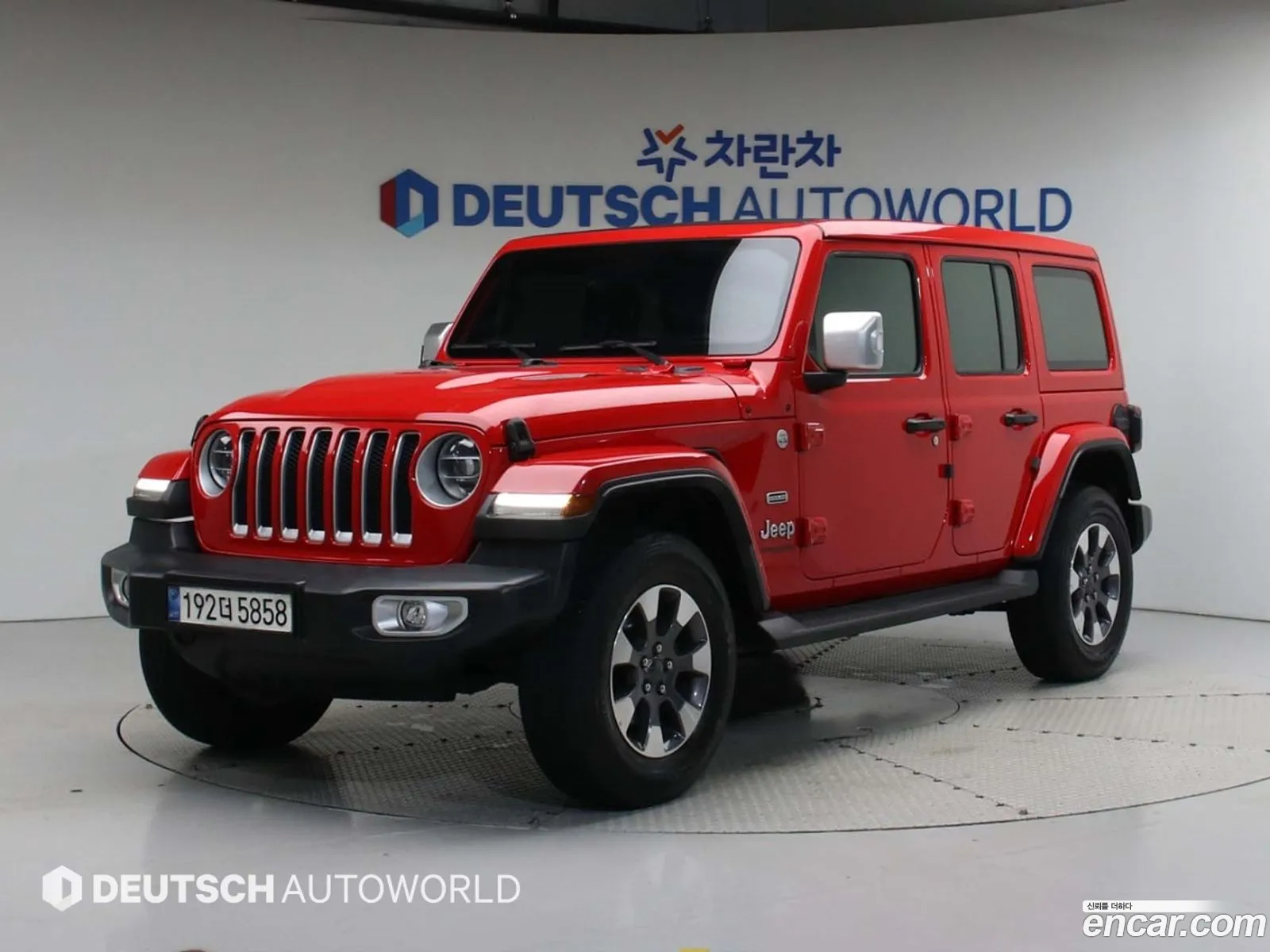 Jeep Wrangler Jl 20 Overland Power Top 4-Door - фотография 15378759