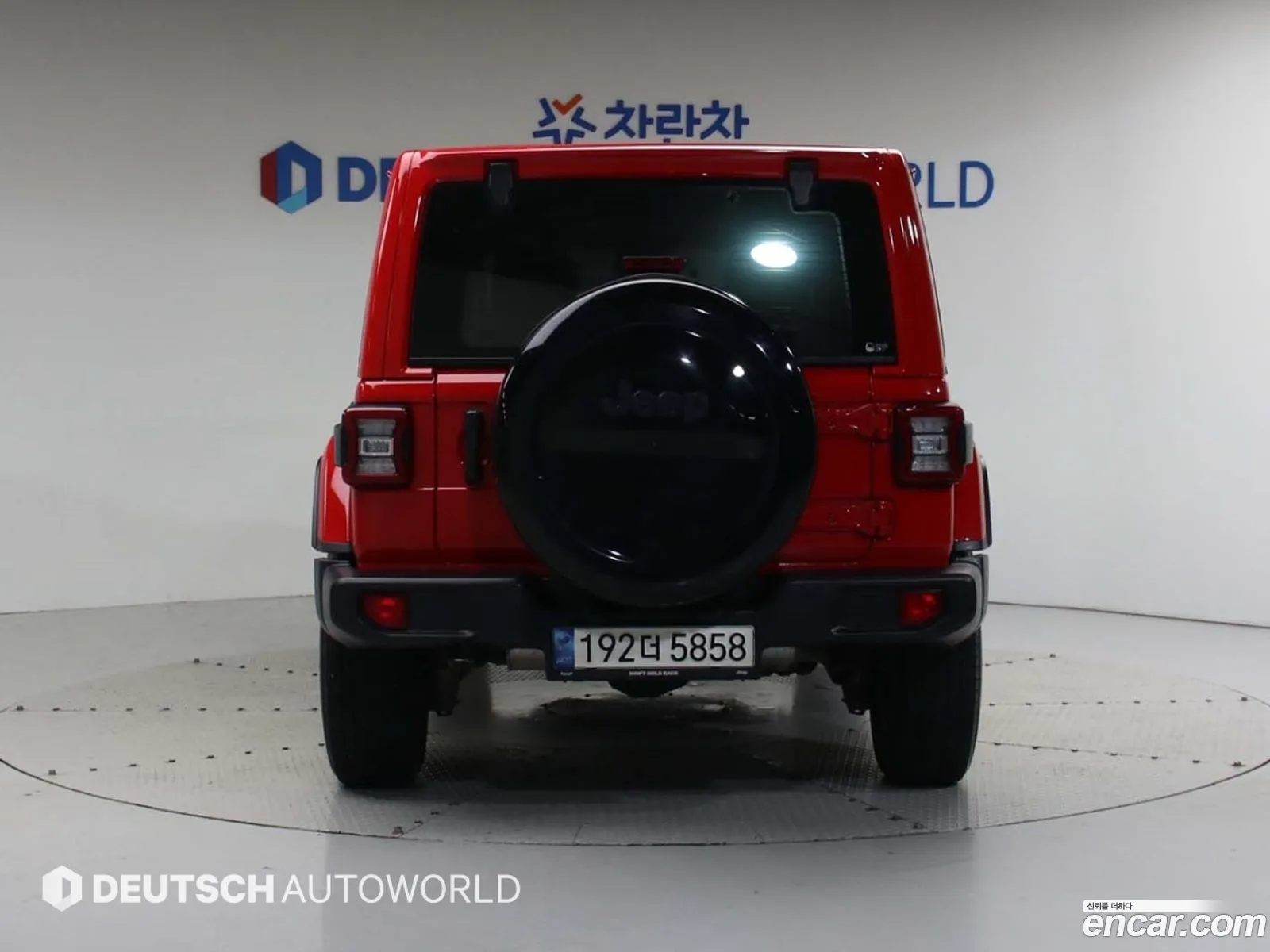 Jeep Wrangler Jl 20 Overland Power Top 4-Door - фотография 15378762