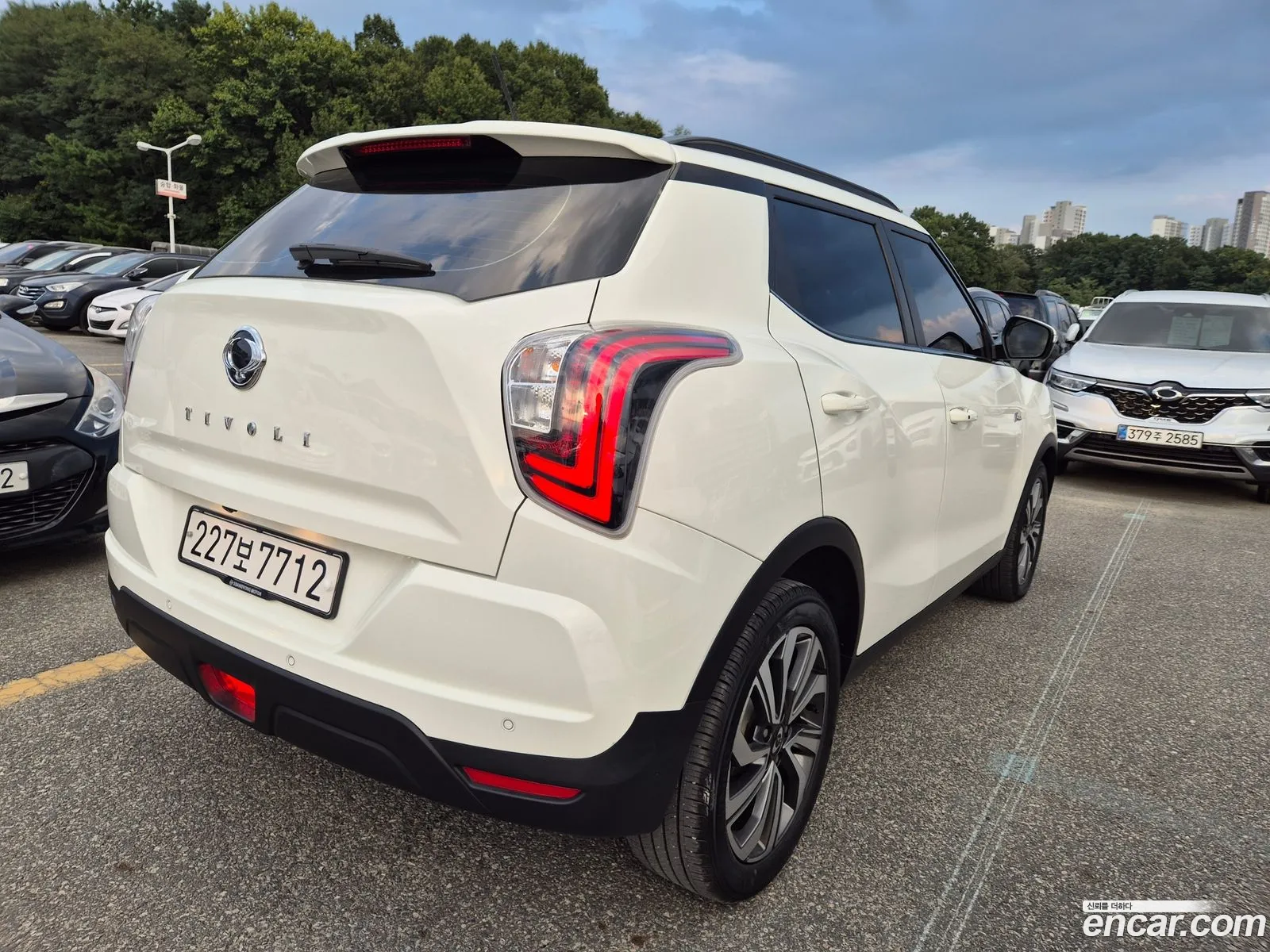 Kg Mobility Ssangyong Very New Tivoli Gasoline 15 2Wd V3 - фотография 4715104