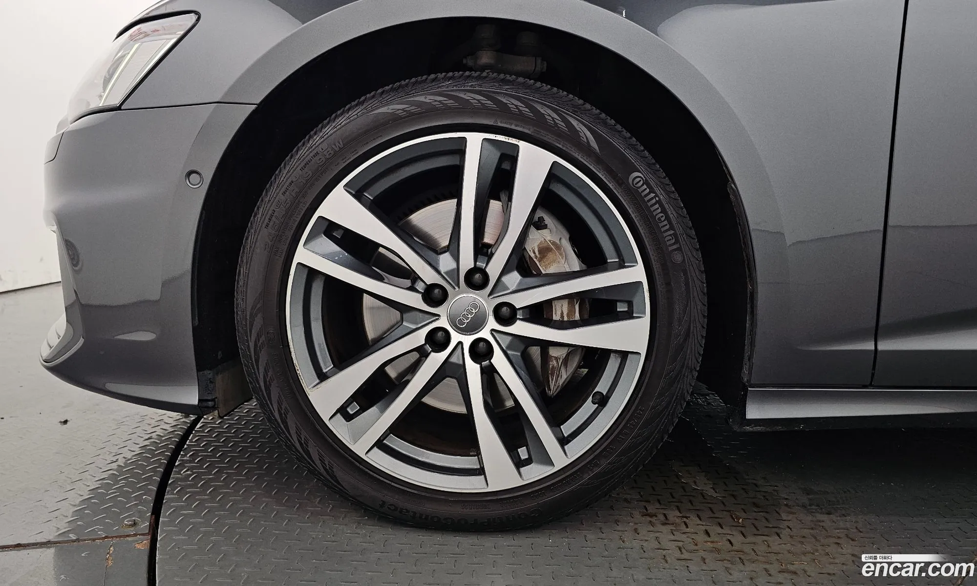 Audi A6 C8 45 Tdi Quattro Premium - фотография 12637691