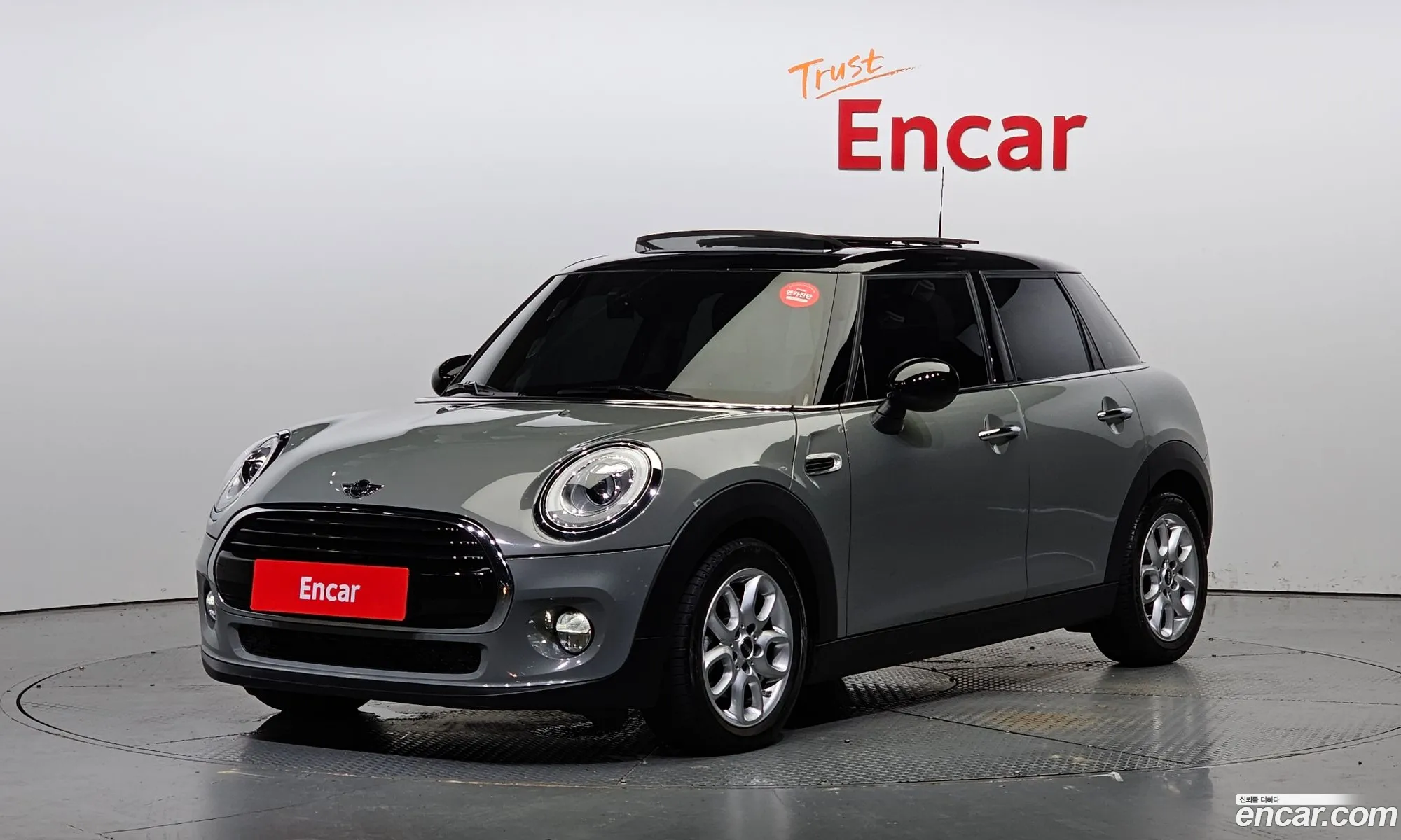 Mini Cooper D 5-Door High 3Rd Generation - фотография 318407