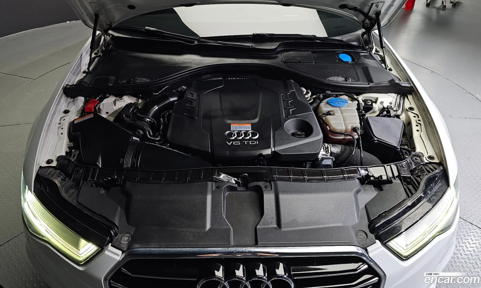 Audi New A6 40 Tdi Quattro Premium C7 - фотография 12627902
