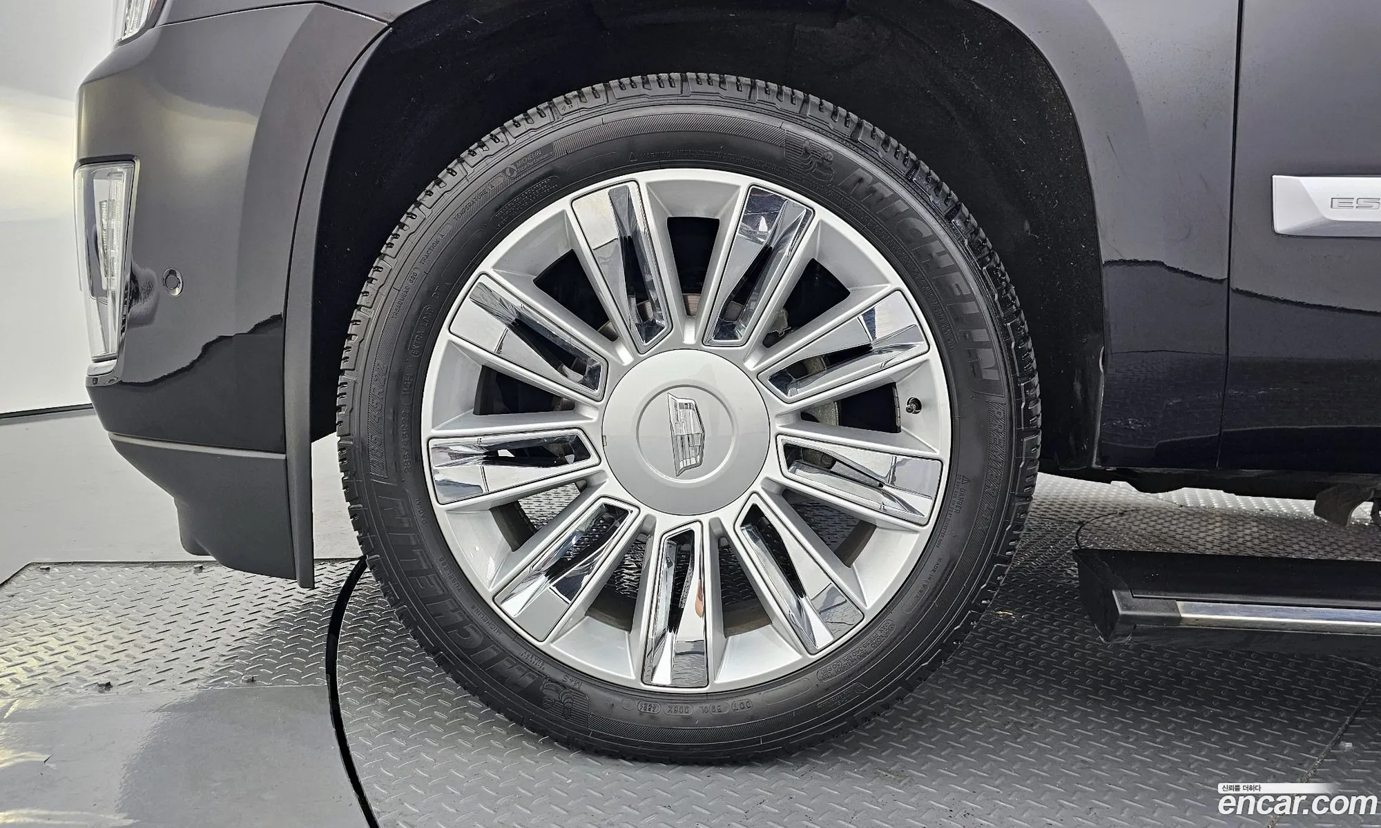 Cadillac Escalade 62 Esv 4Th Generation - фотография 4755310