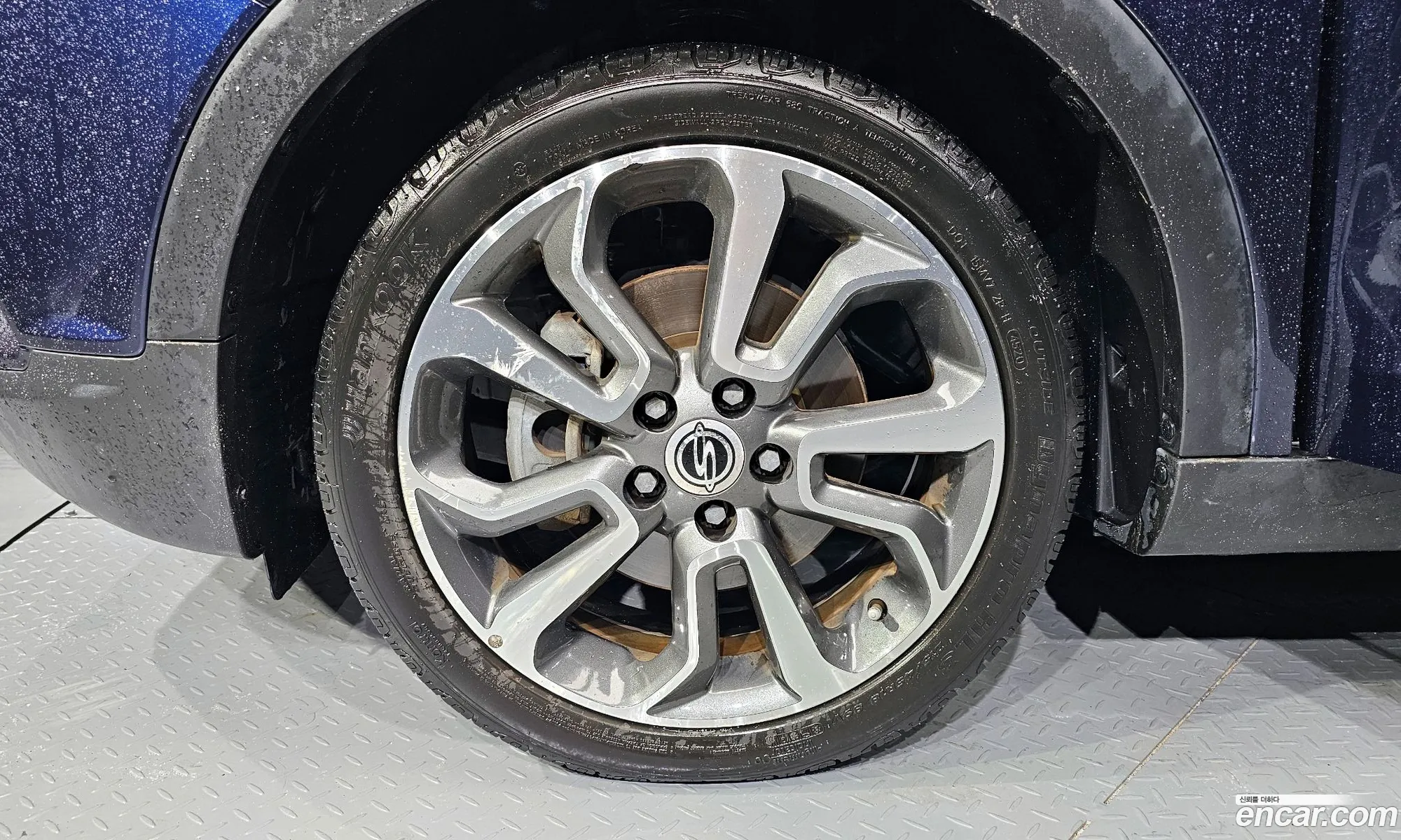 Kg Mobility Ssangyong Tivoli Lx 2Wd Top-Of-The-Line Model - фотография 4645533